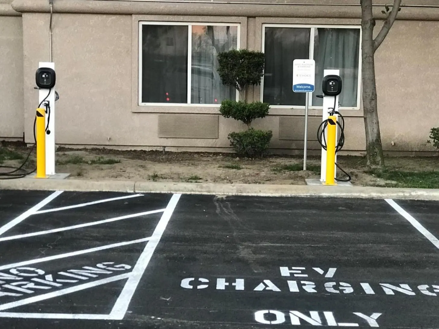 Property building in Comfort Suites Tulare Sequoia Gateway