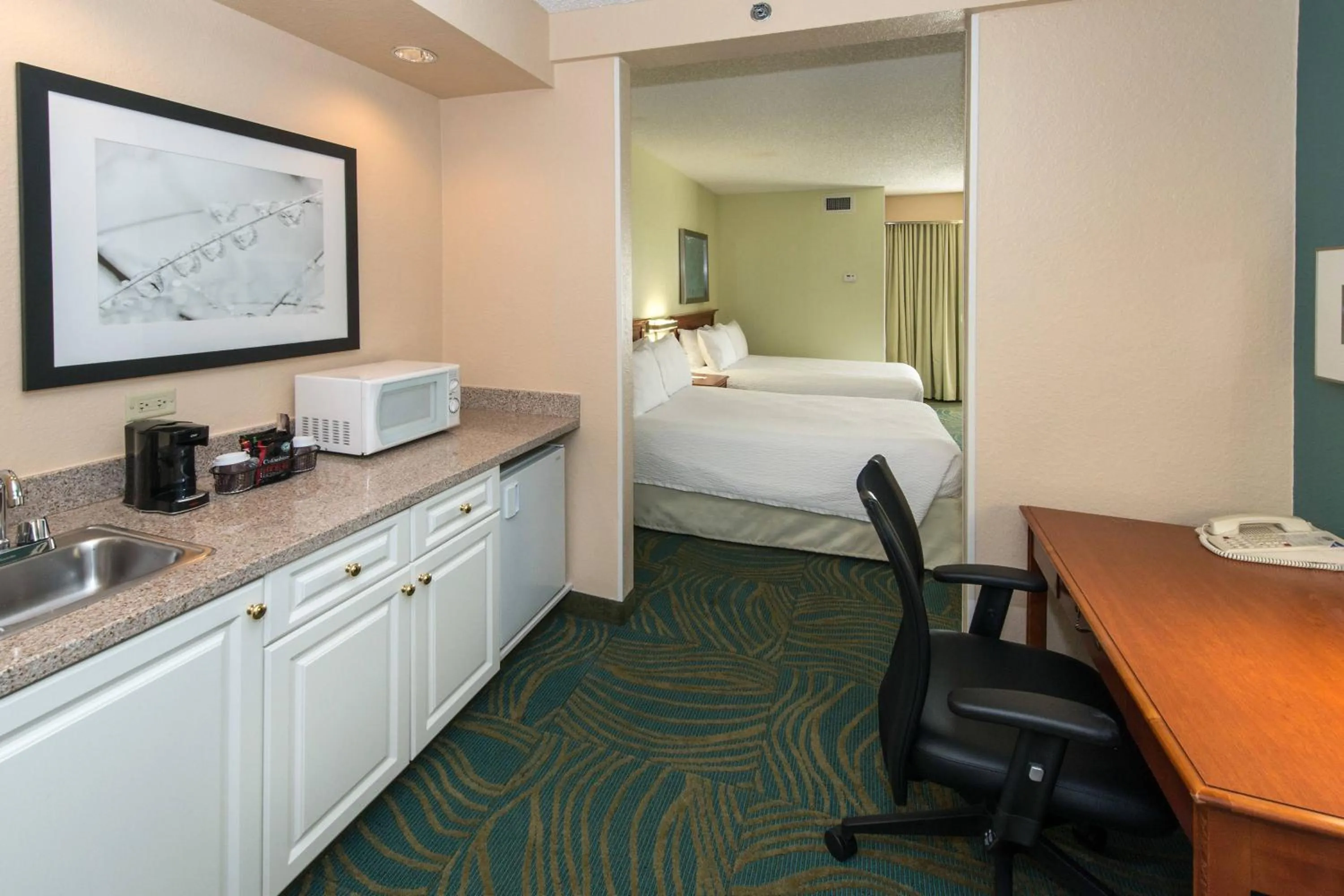 Living room, Bed in SpringHill Suites by Marriott Orlando North-Sanford