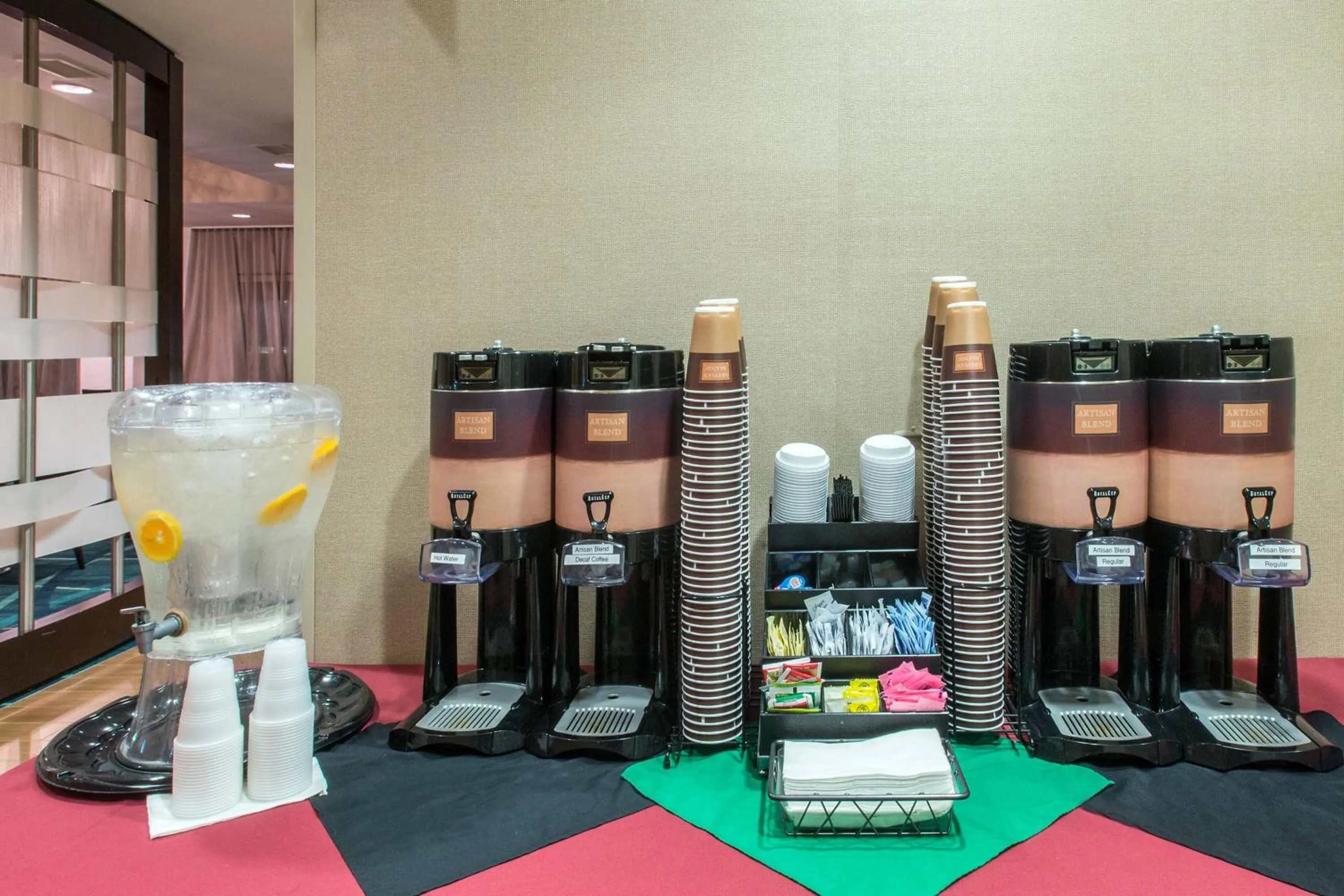 Lounge or bar in SpringHill Suites by Marriott Orlando North-Sanford