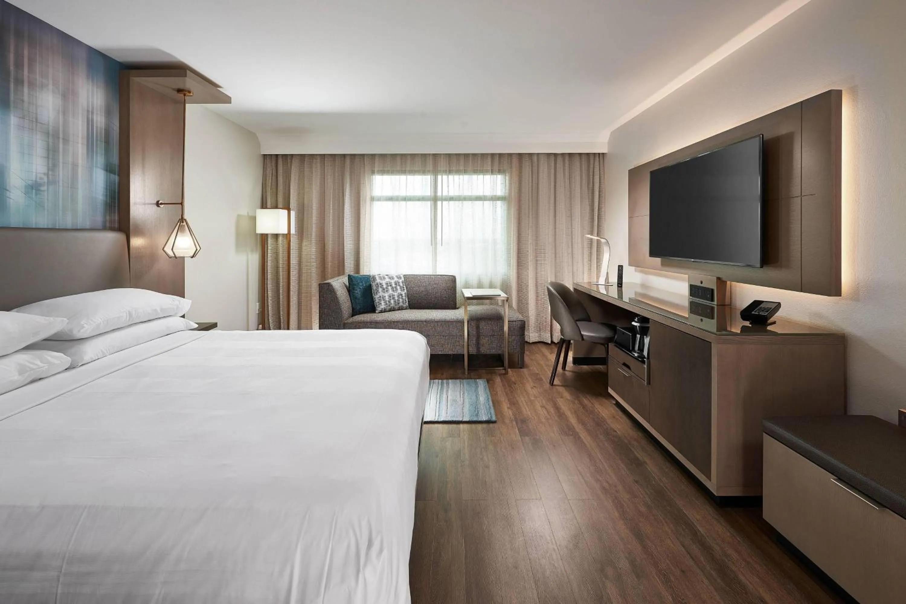 Photo of the whole room, Bed in Orlando Marriott Lake Mary