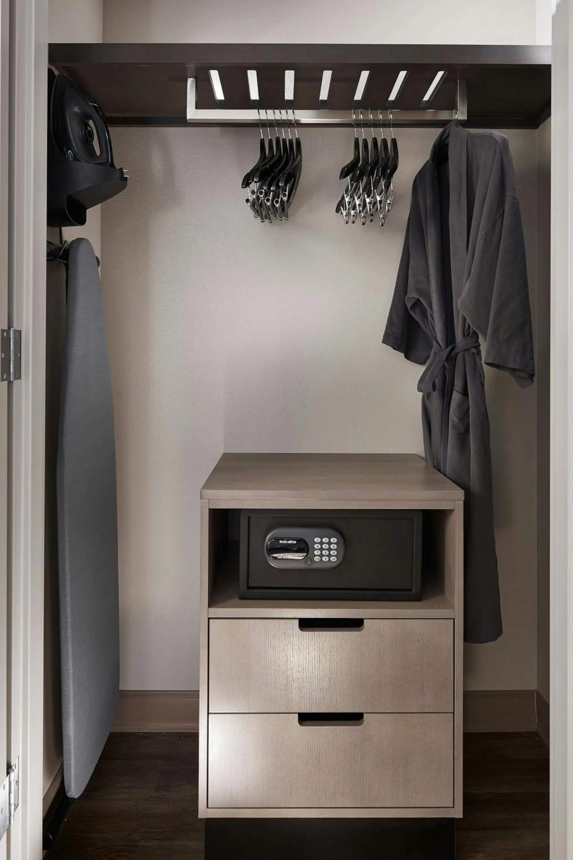 Photo of the whole room in Orlando Marriott Lake Mary