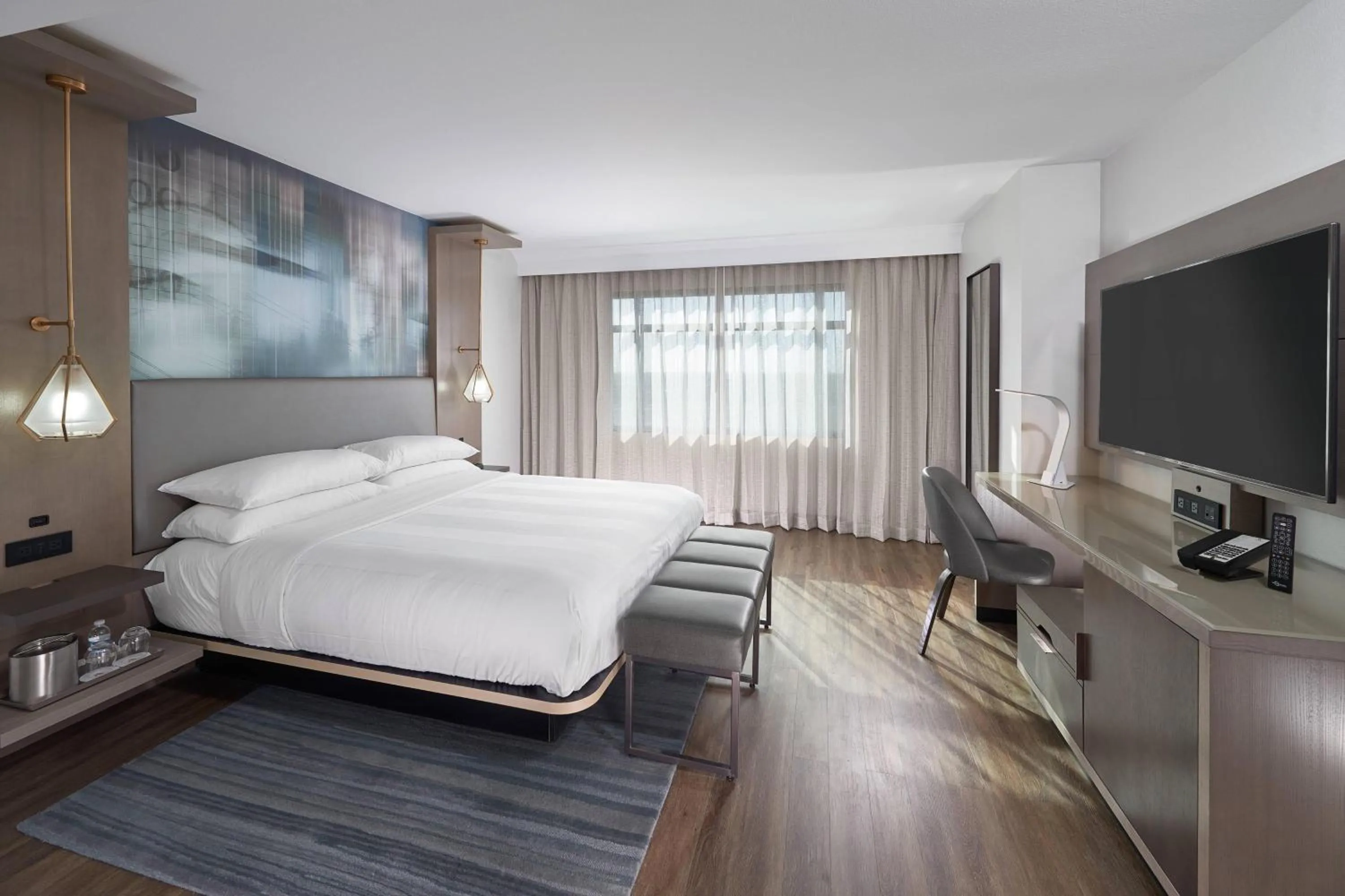 Bedroom, Bed in Orlando Marriott Lake Mary