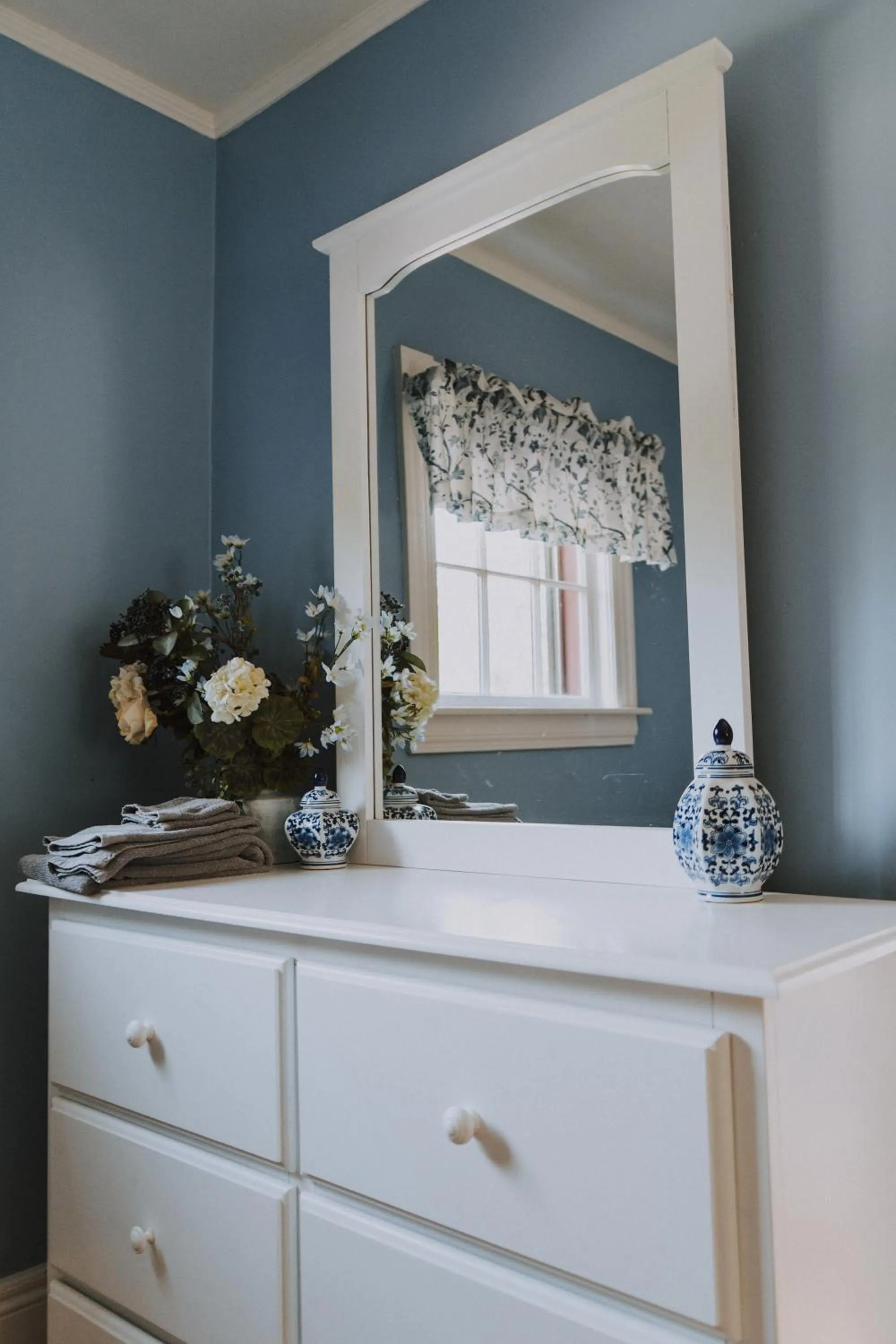 Bedroom in Dominion Hill Country Inn