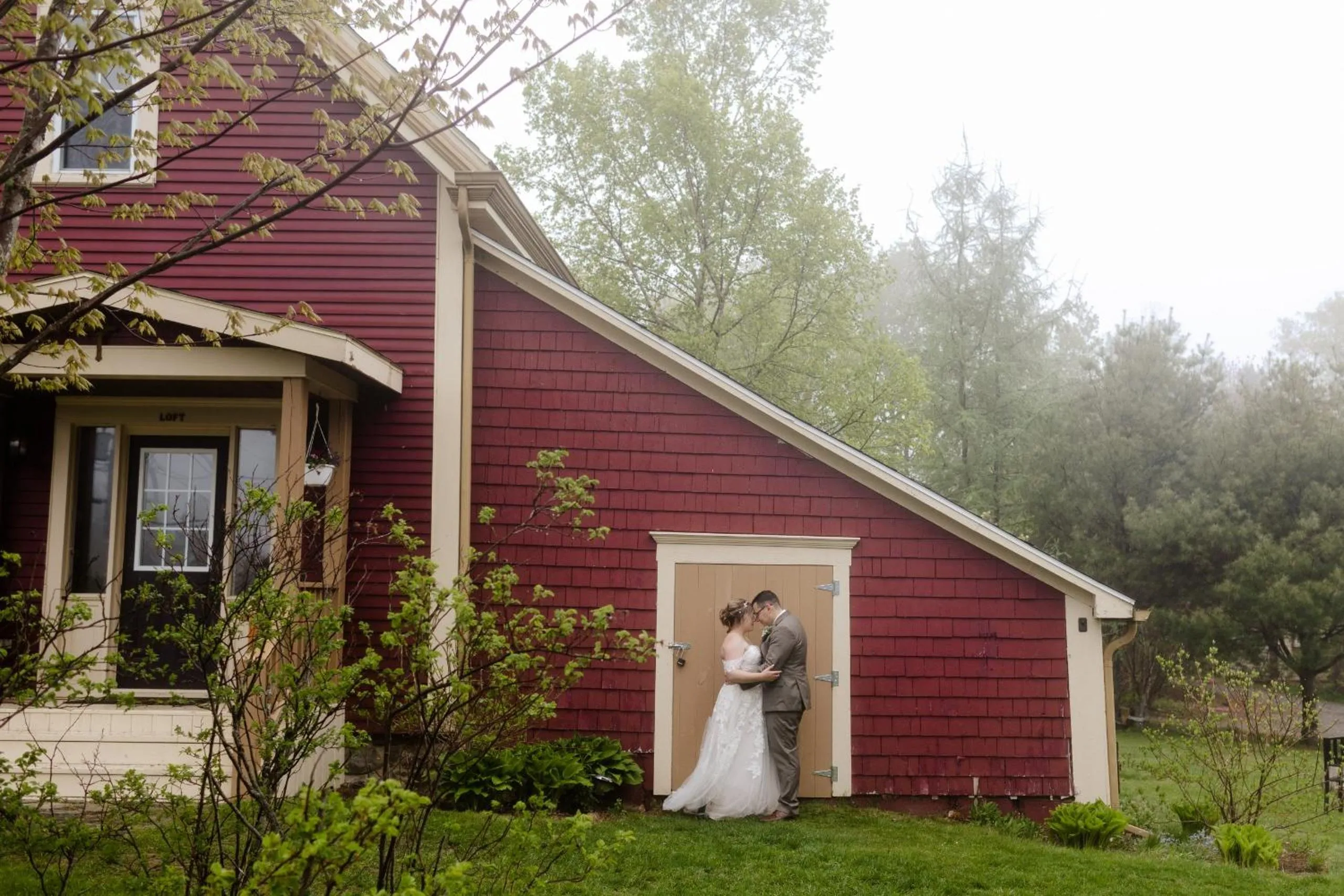 wedding in Dominion Hill Country Inn