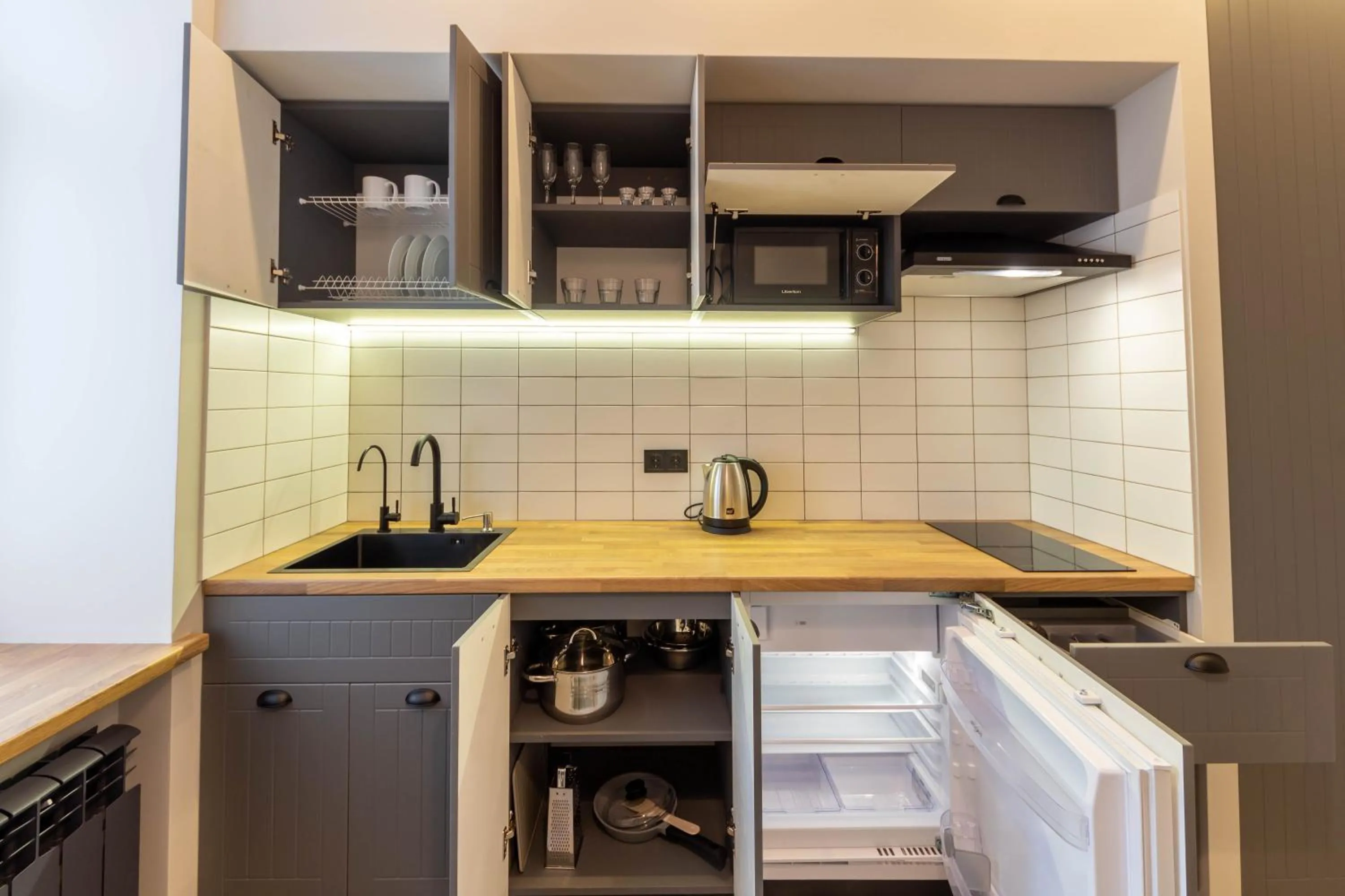 Kitchen or kitchenette in Idea Design Apart-Hotel Prorizna