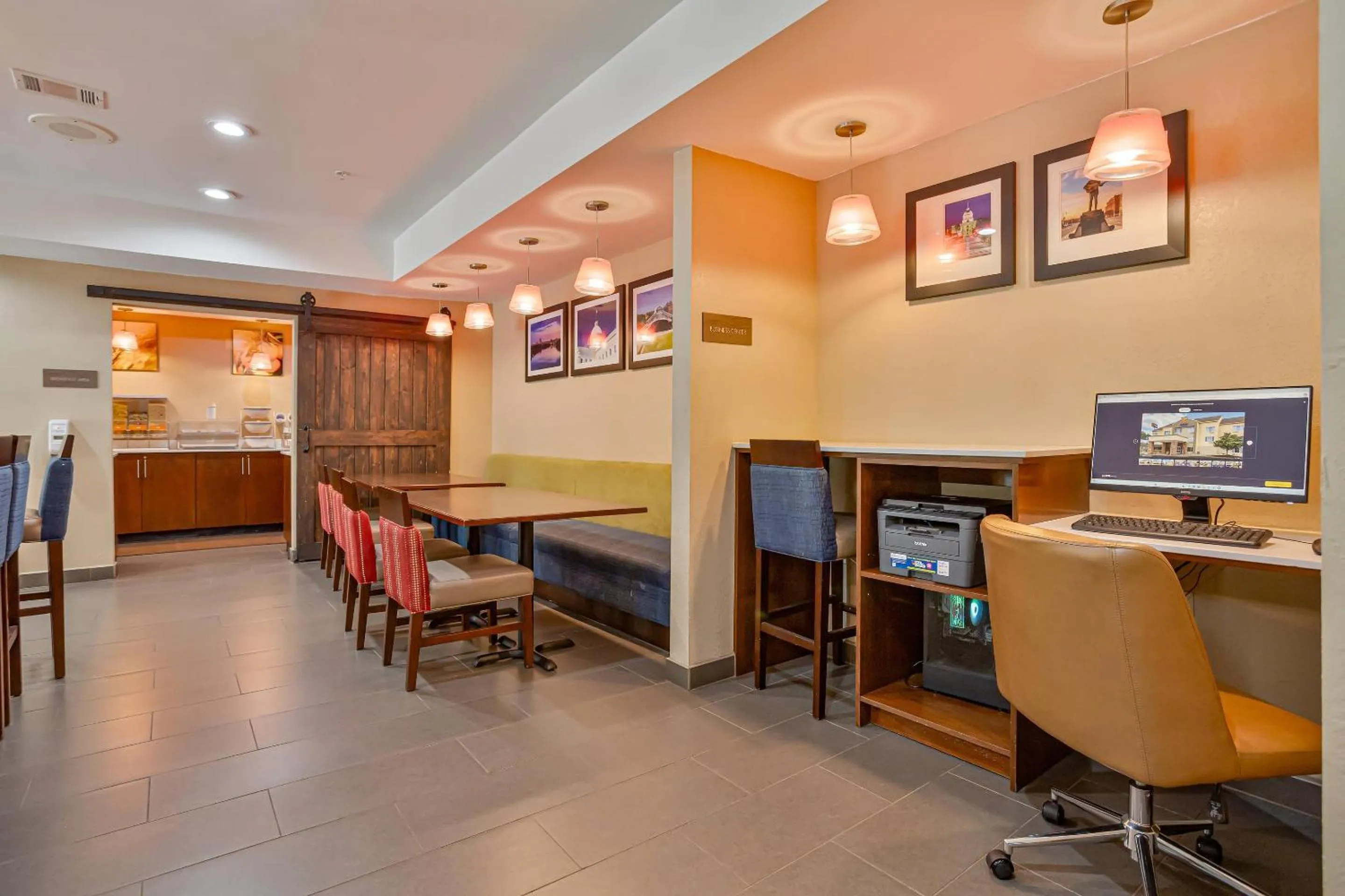 Business facilities in Comfort Inn & Suites Montgomery East Carmichael Rd