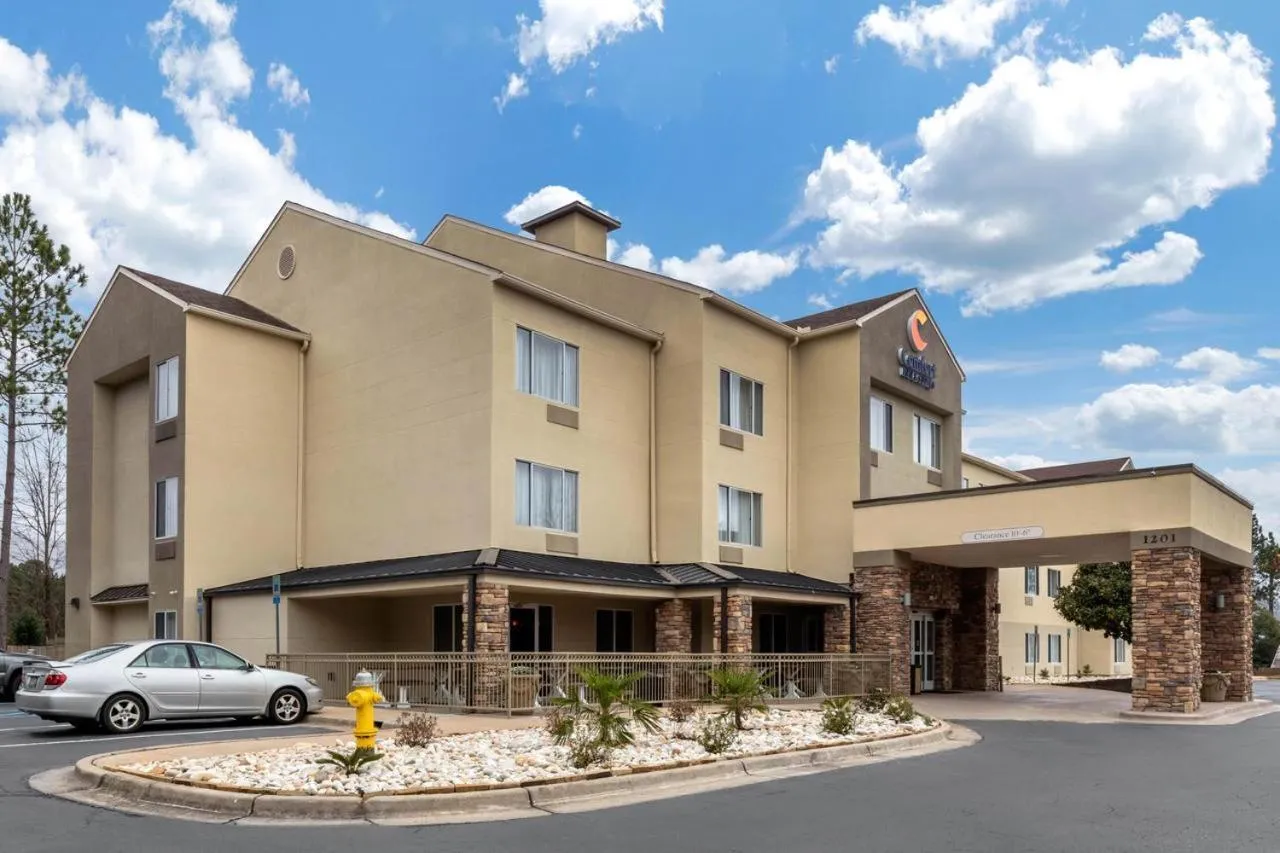 Comfort Inn & Suites Montgomery East Carmichael Rd