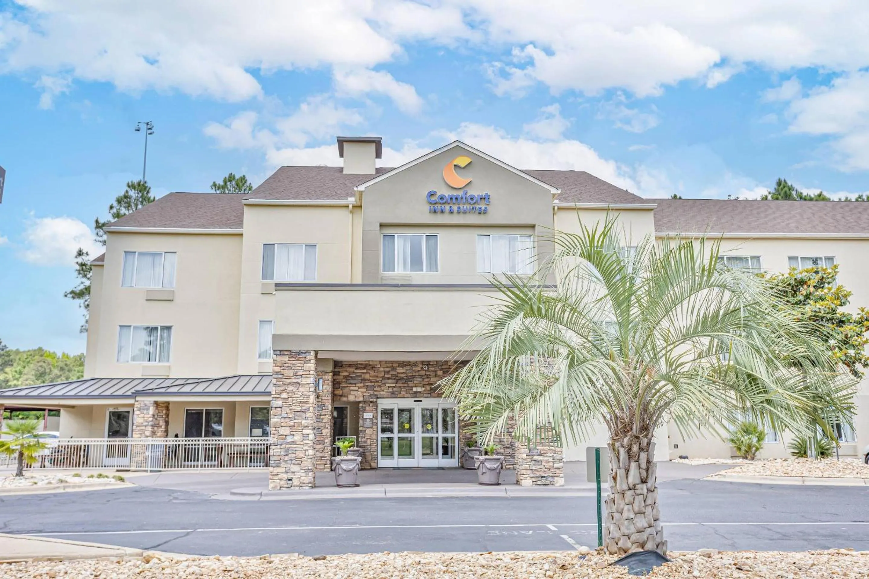 Comfort Inn & Suites Montgomery East Carmichael Rd