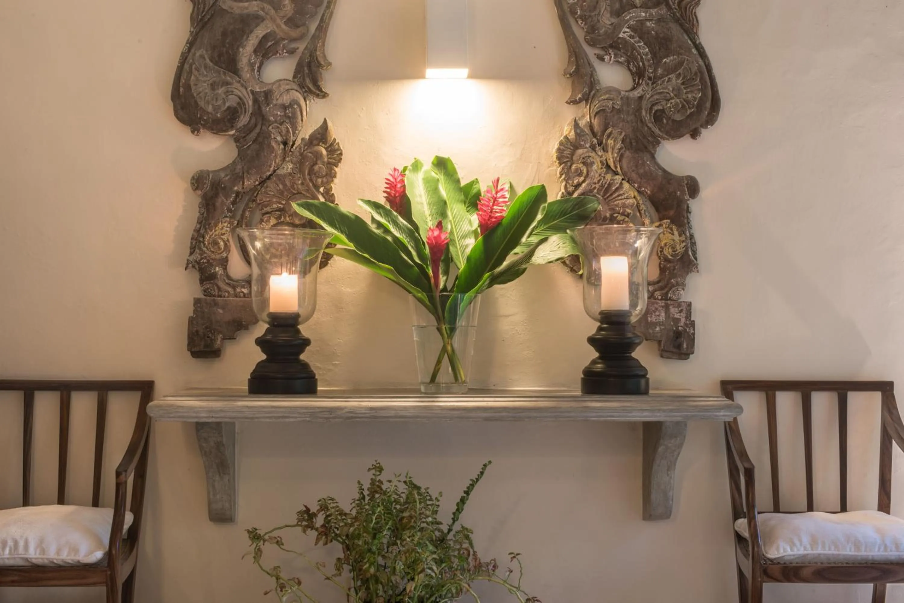 Decorative detail in 20 Middle Street