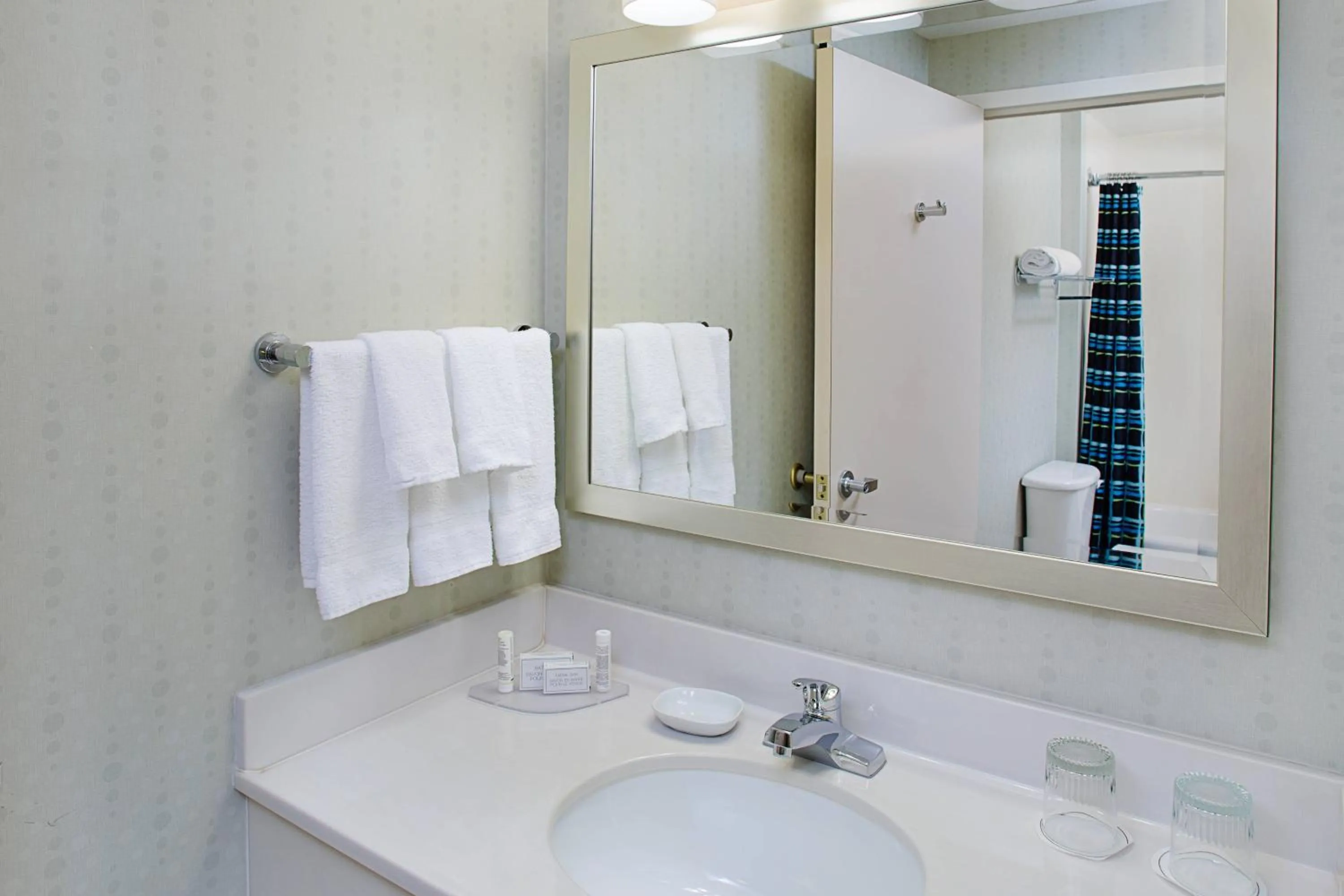 Bathroom in SpringHill Suites Manchester-Boston Regional Airport