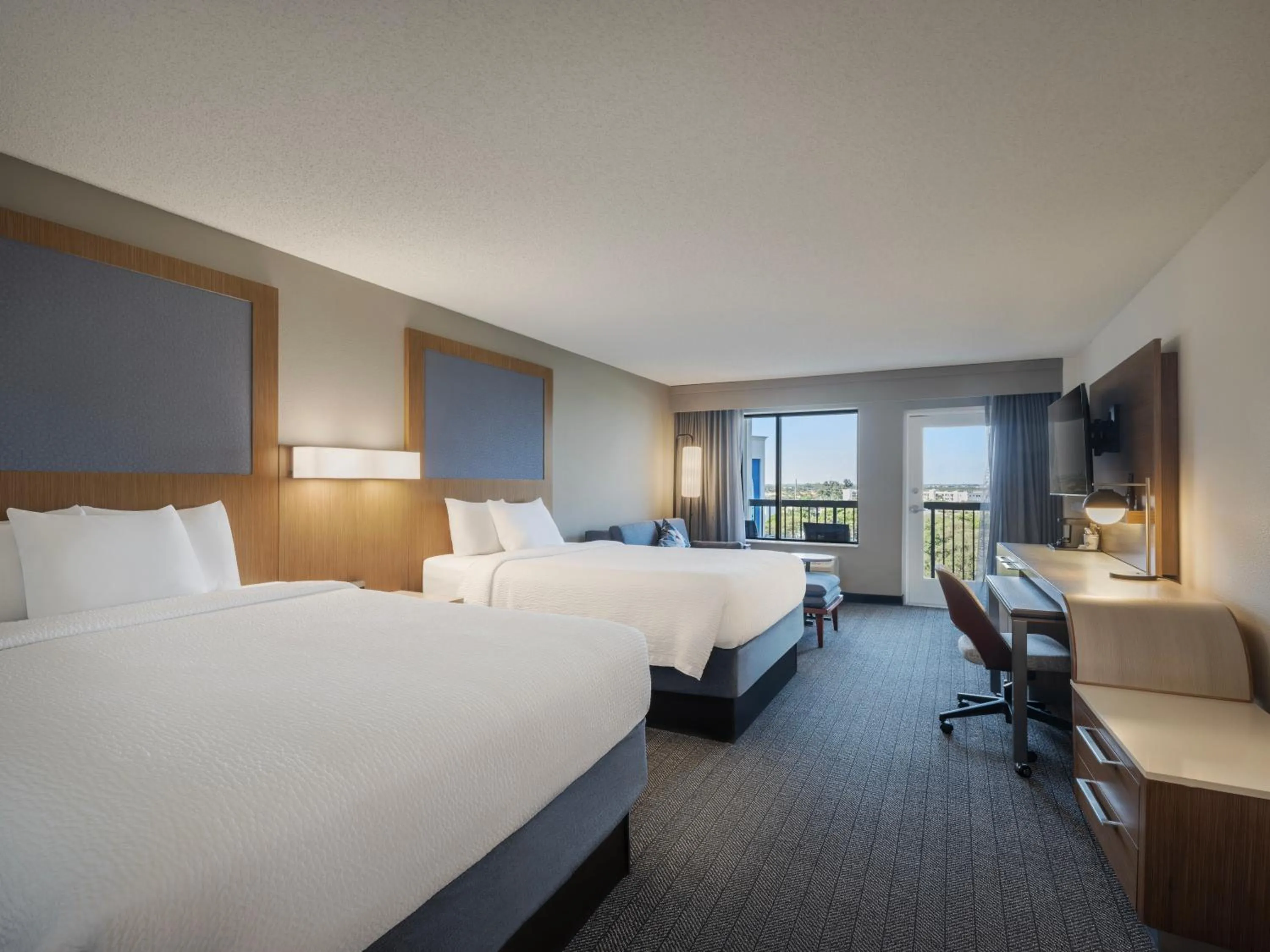 Bed in Courtyard by Marriott Cocoa Beach Cape Canaveral