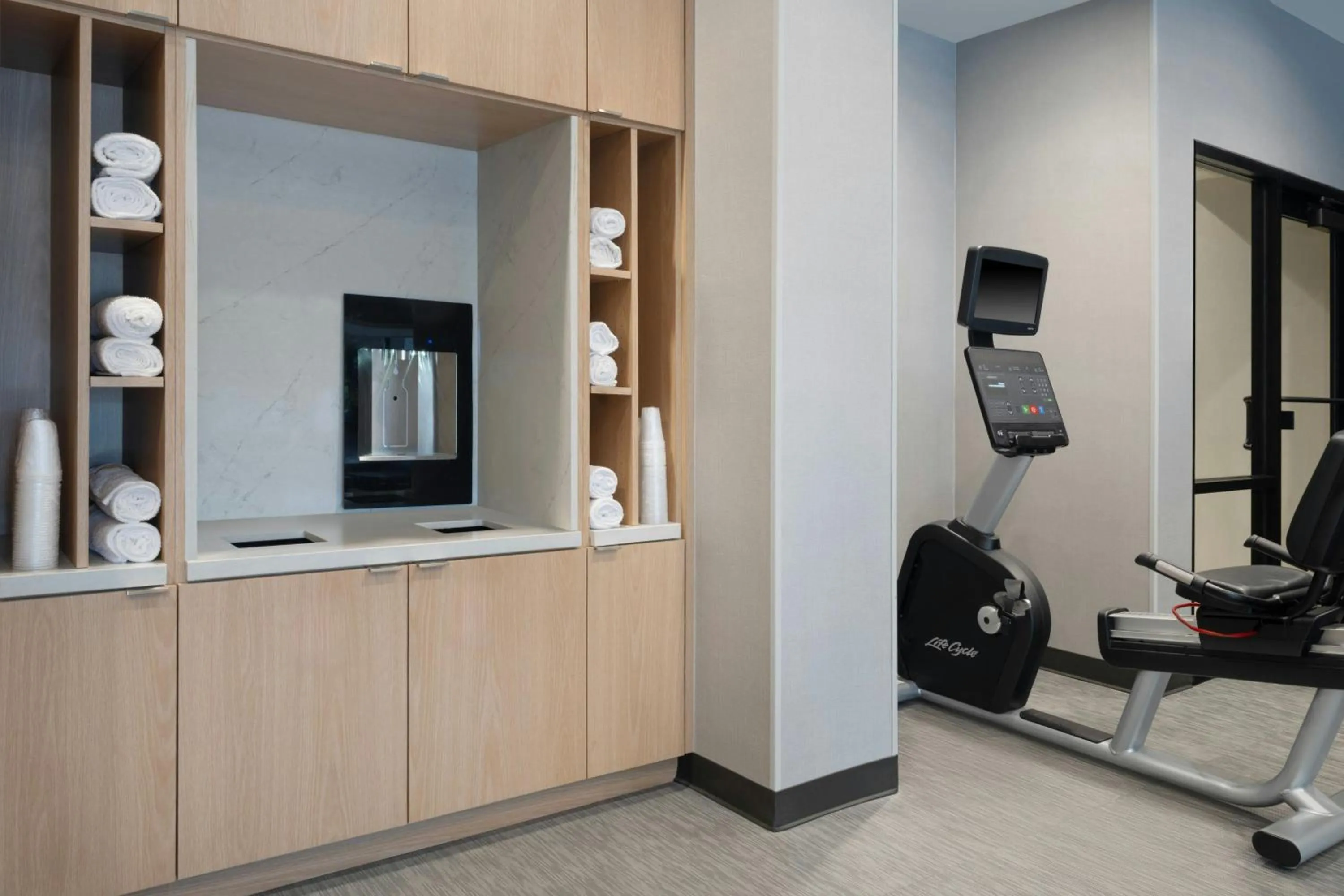 Fitness centre/facilities in Courtyard by Marriott Cocoa Beach Cape Canaveral