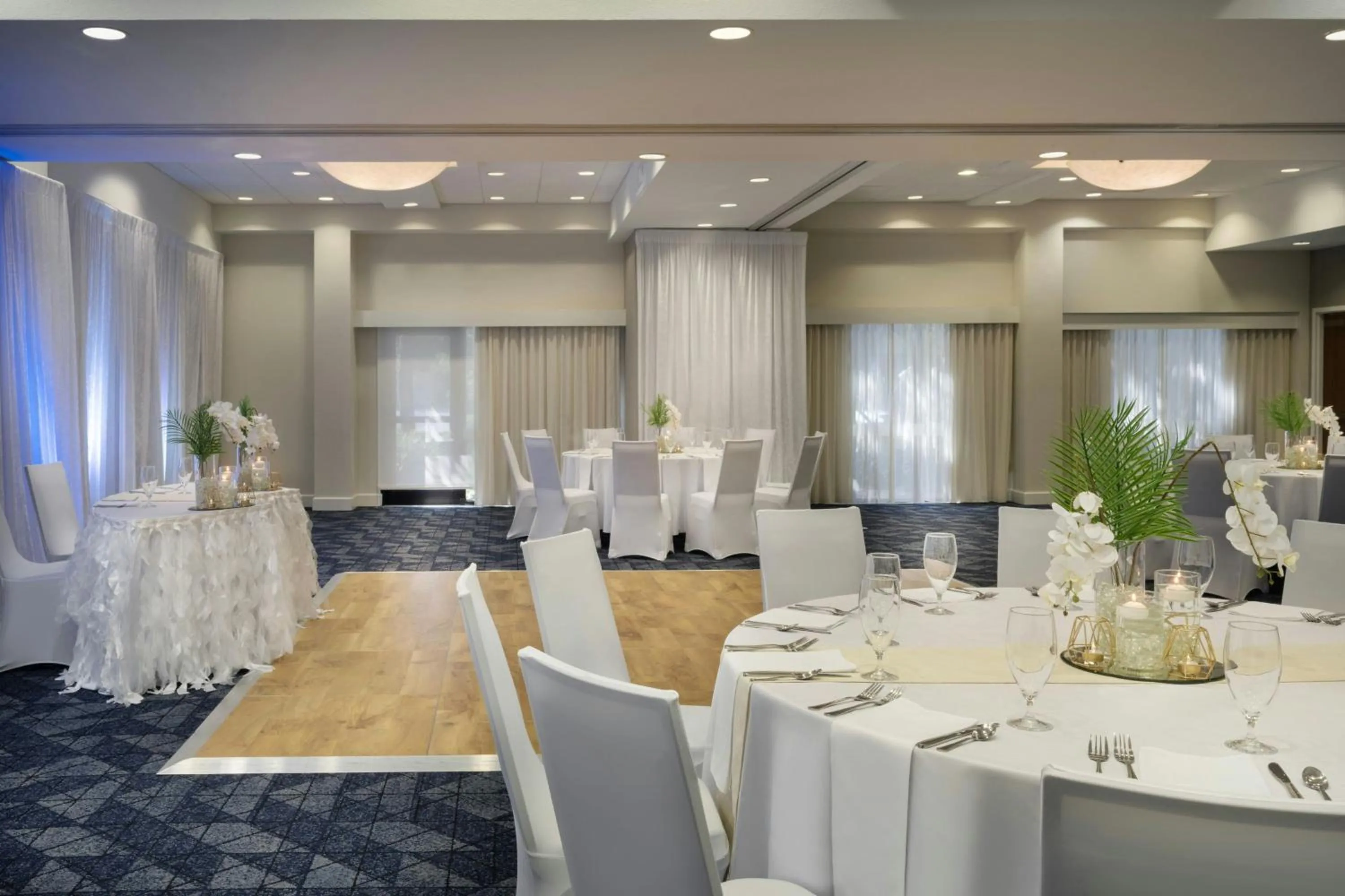 Lobby or reception in Courtyard by Marriott Cocoa Beach Cape Canaveral