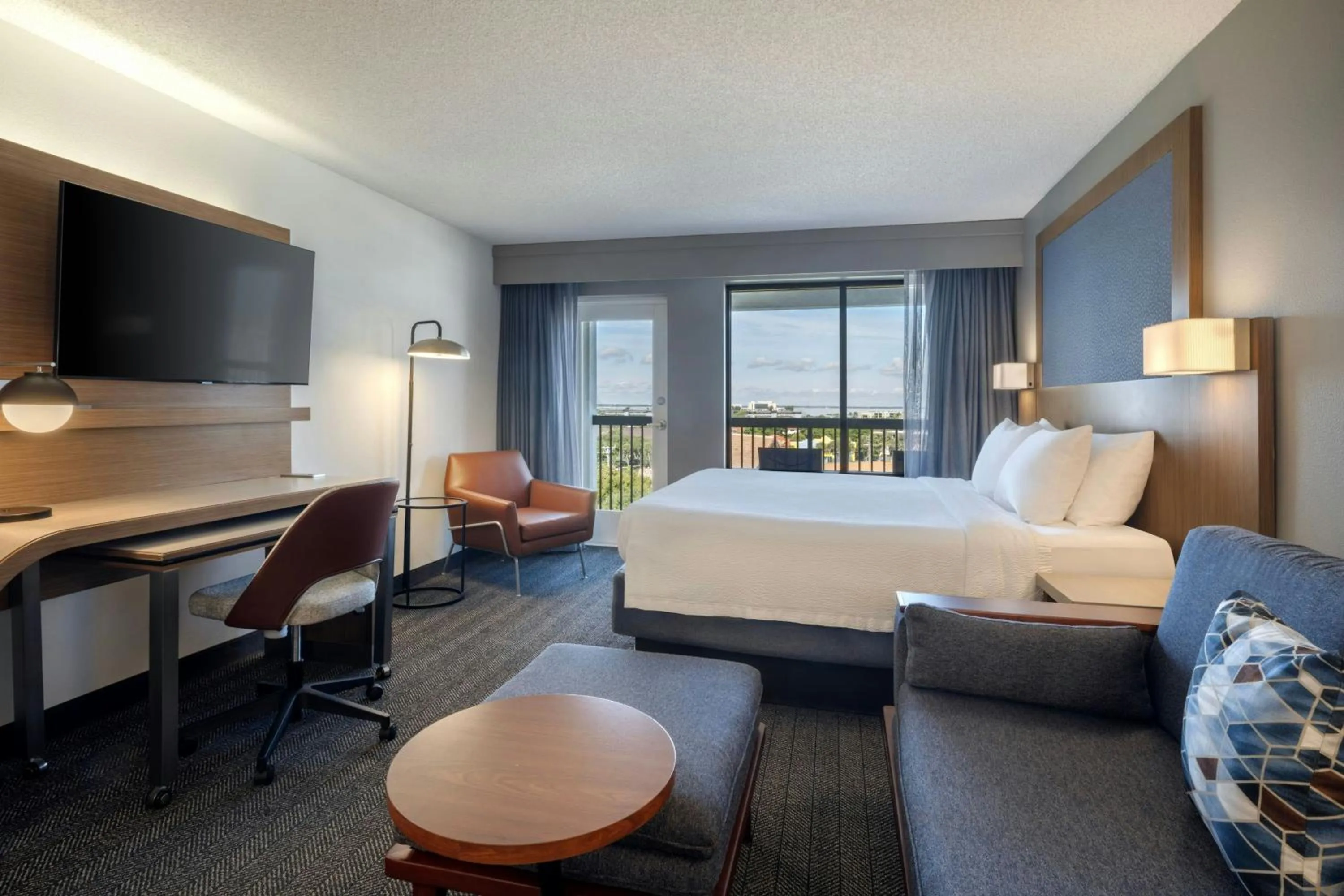 Photo of the whole room, Bed in Courtyard by Marriott Cocoa Beach Cape Canaveral