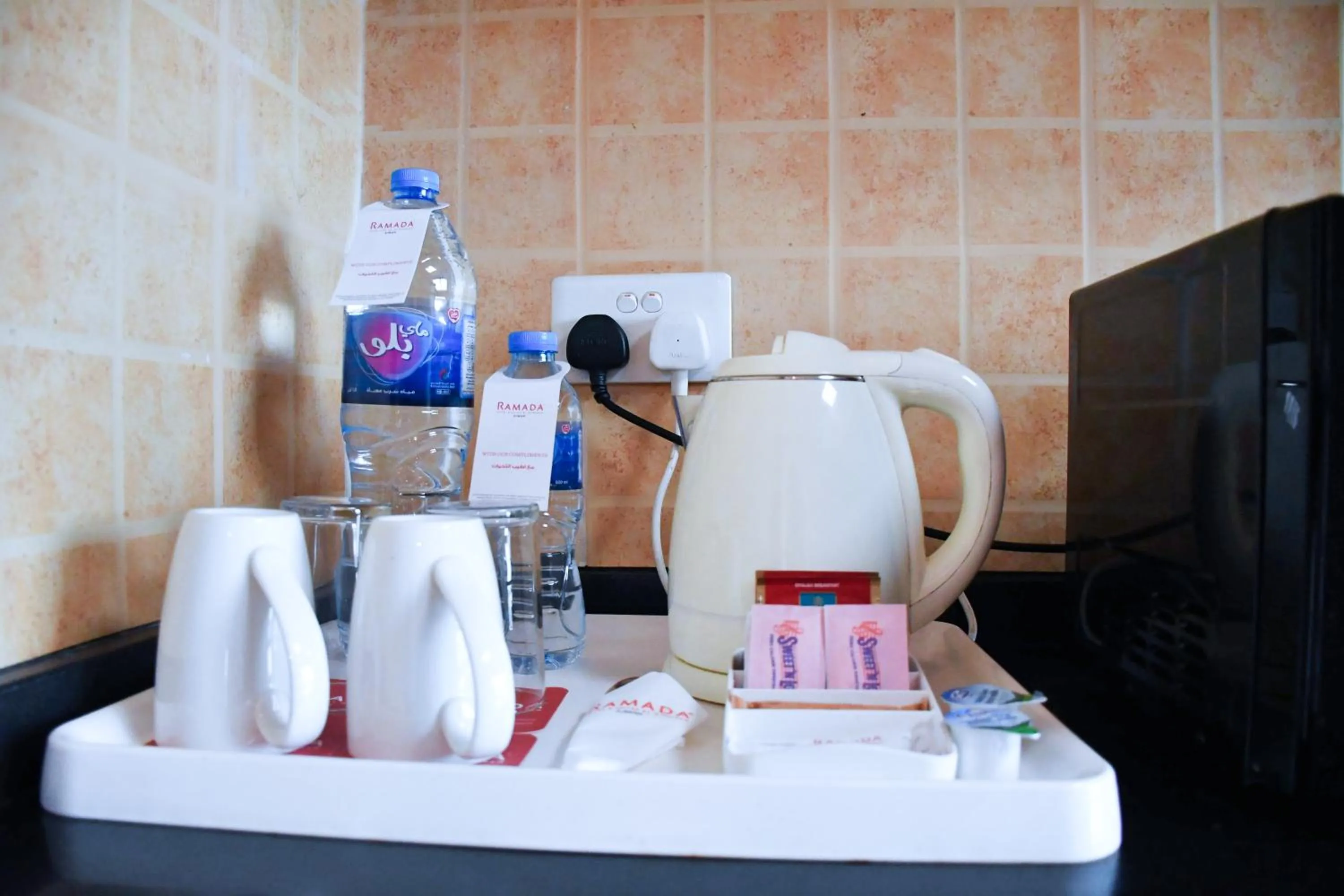 Coffee/tea facilities in Ramada Hotel & Suites by Wyndham Ajman