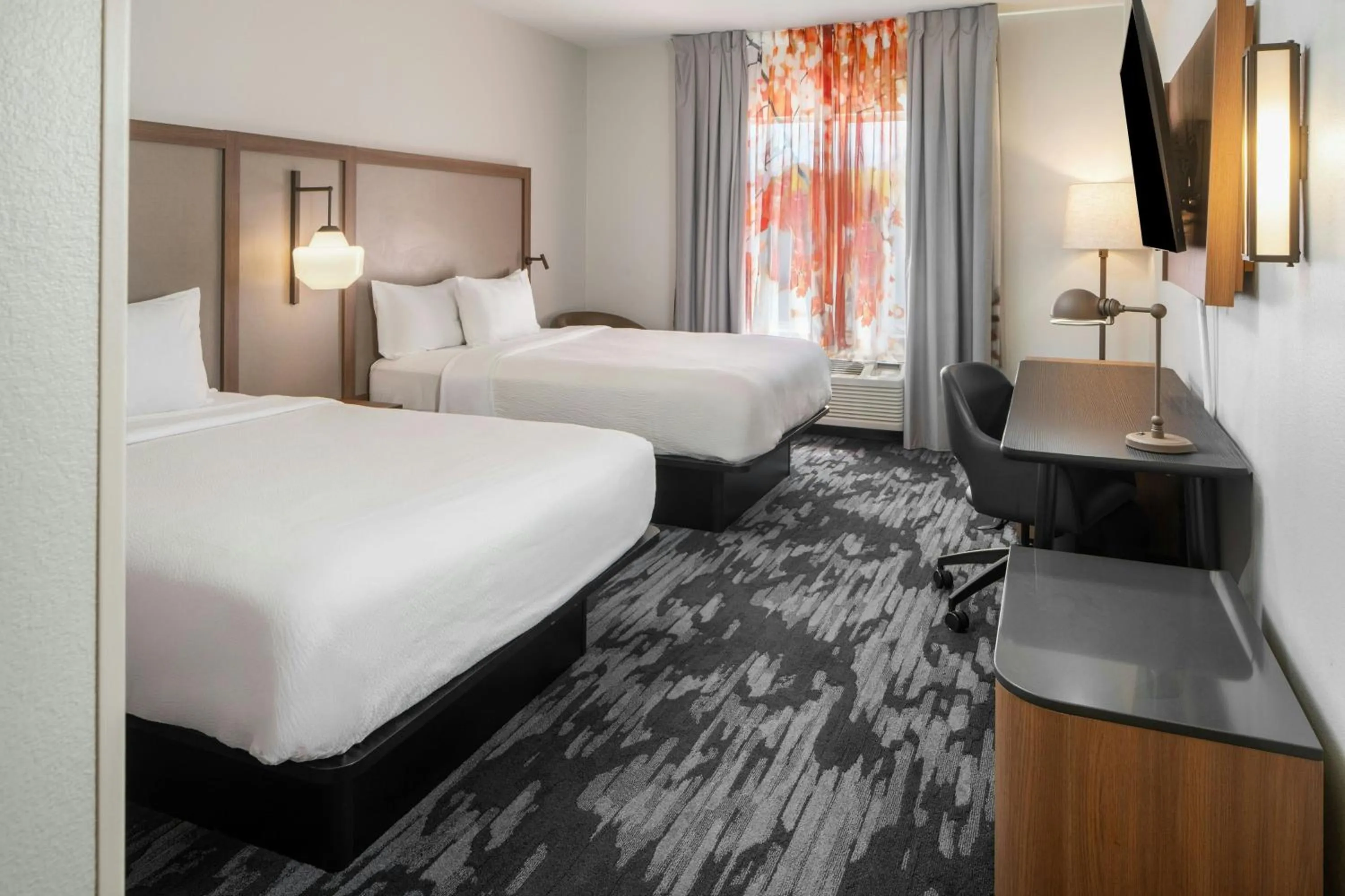 Photo of the whole room, Bed in Fairfield by Marriott Ruston