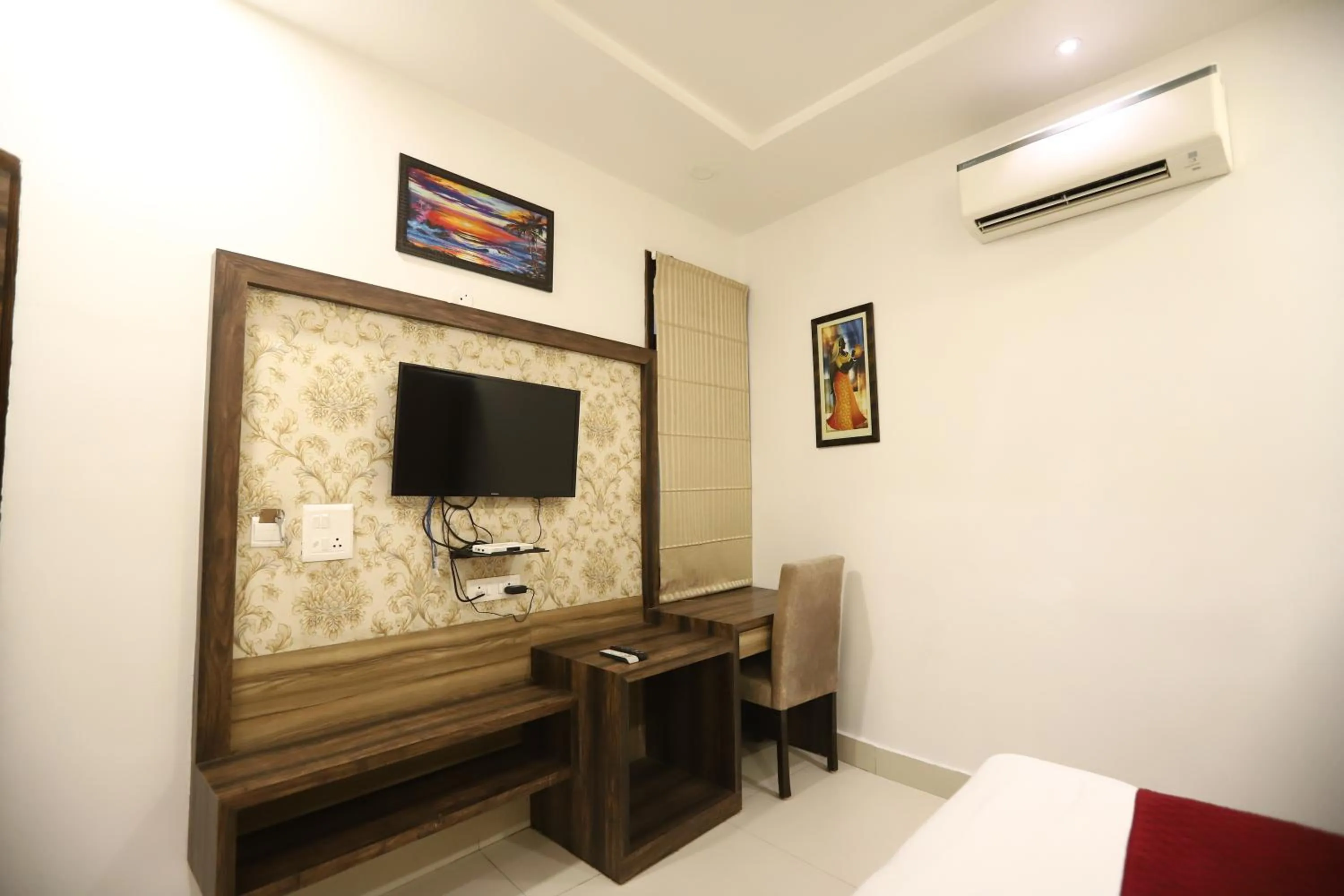 TV and multimedia, Bed in Hotel Malhotra inn 50 Meter from Golden Temple