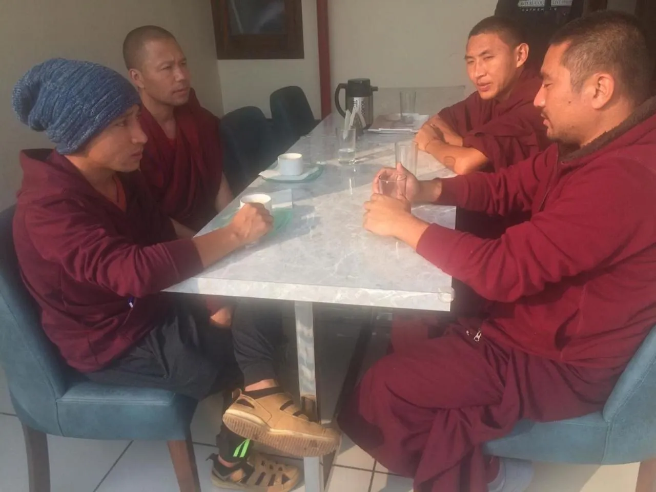 Restaurant/places to eat in Hotel Malhotra inn 50 Meter from Golden Temple