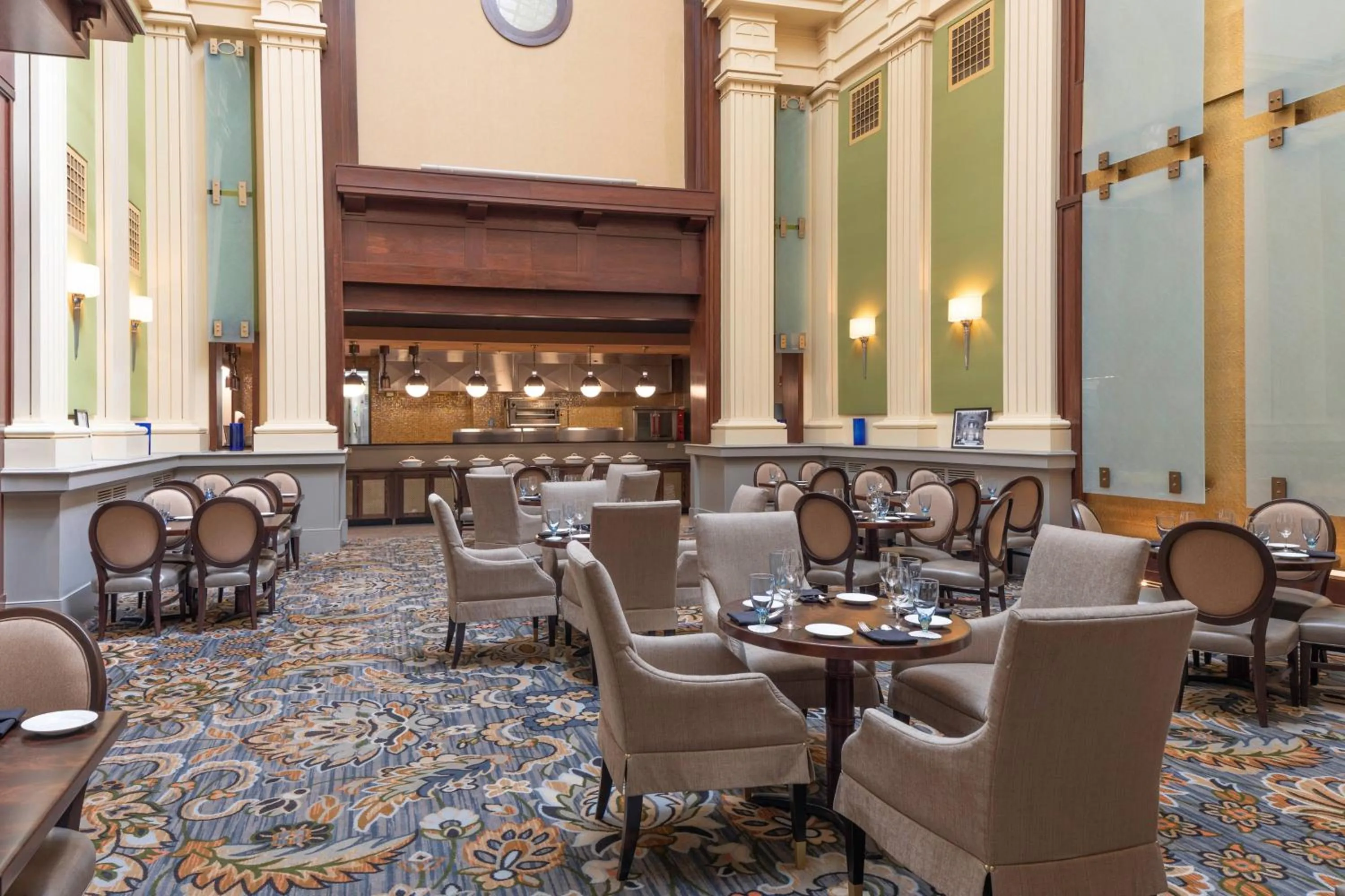 Restaurant/places to eat in The Battle House Renaissance Mobile Hotel & Spa