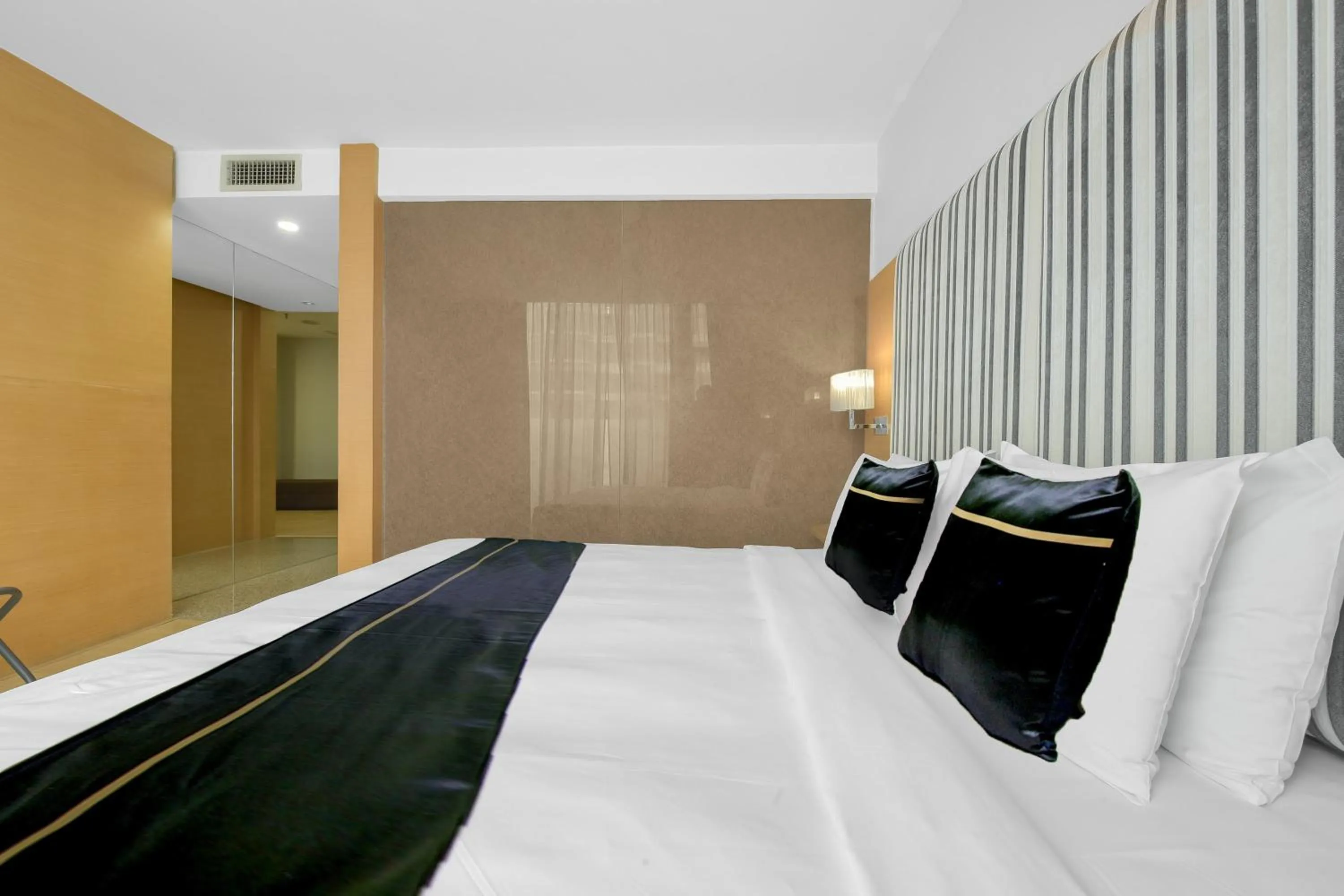 Bed in Sunday Hotel Subang