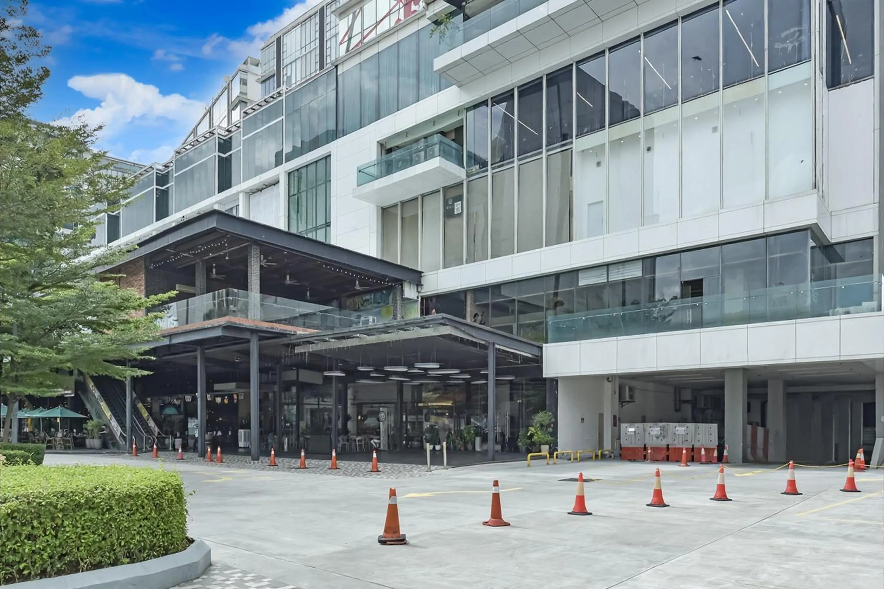 Property building in Sunday Hotel Subang