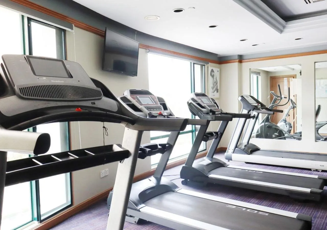 Fitness centre/facilities in Grand Palace Hotel
