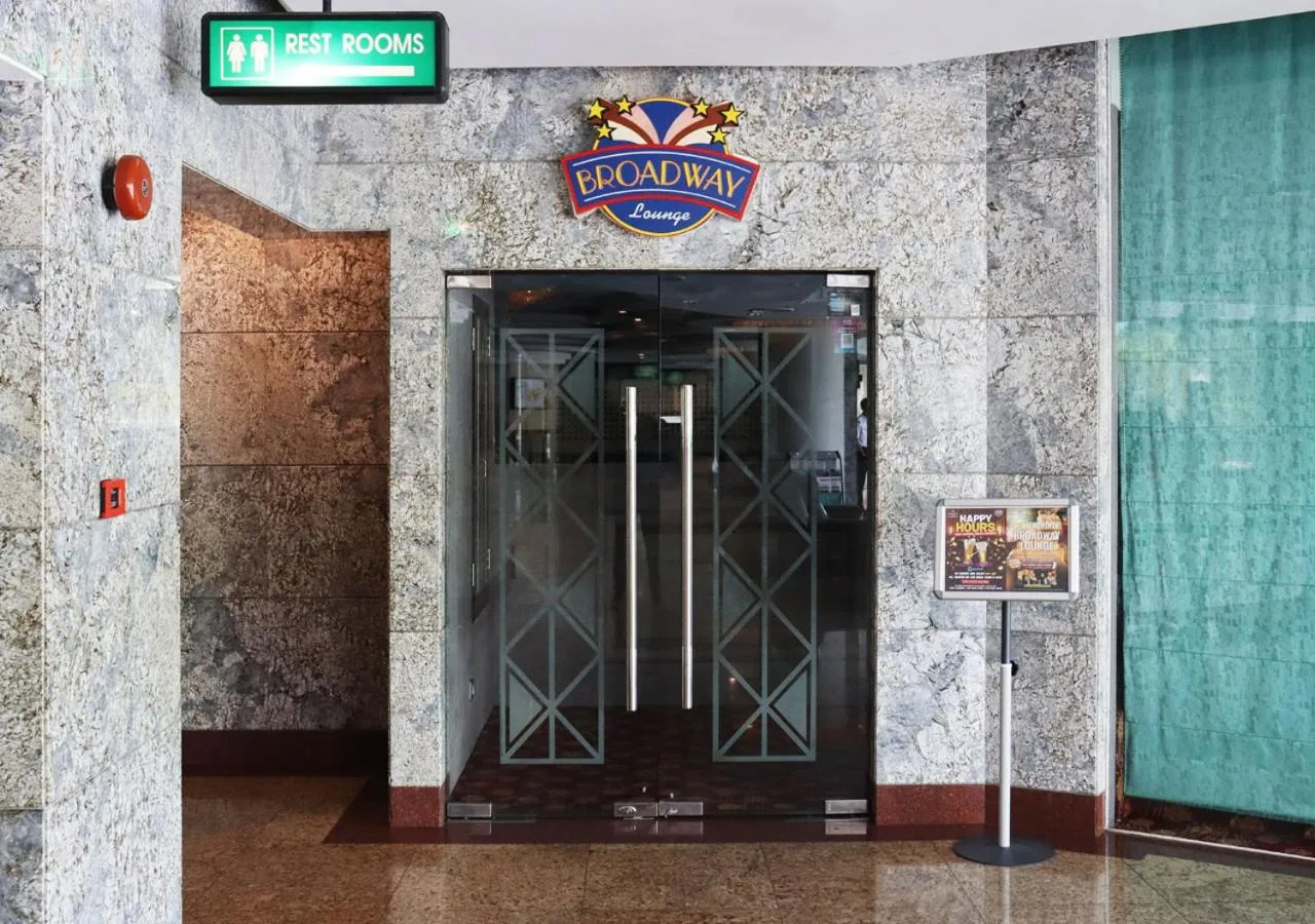 elevator in Grand Palace Hotel