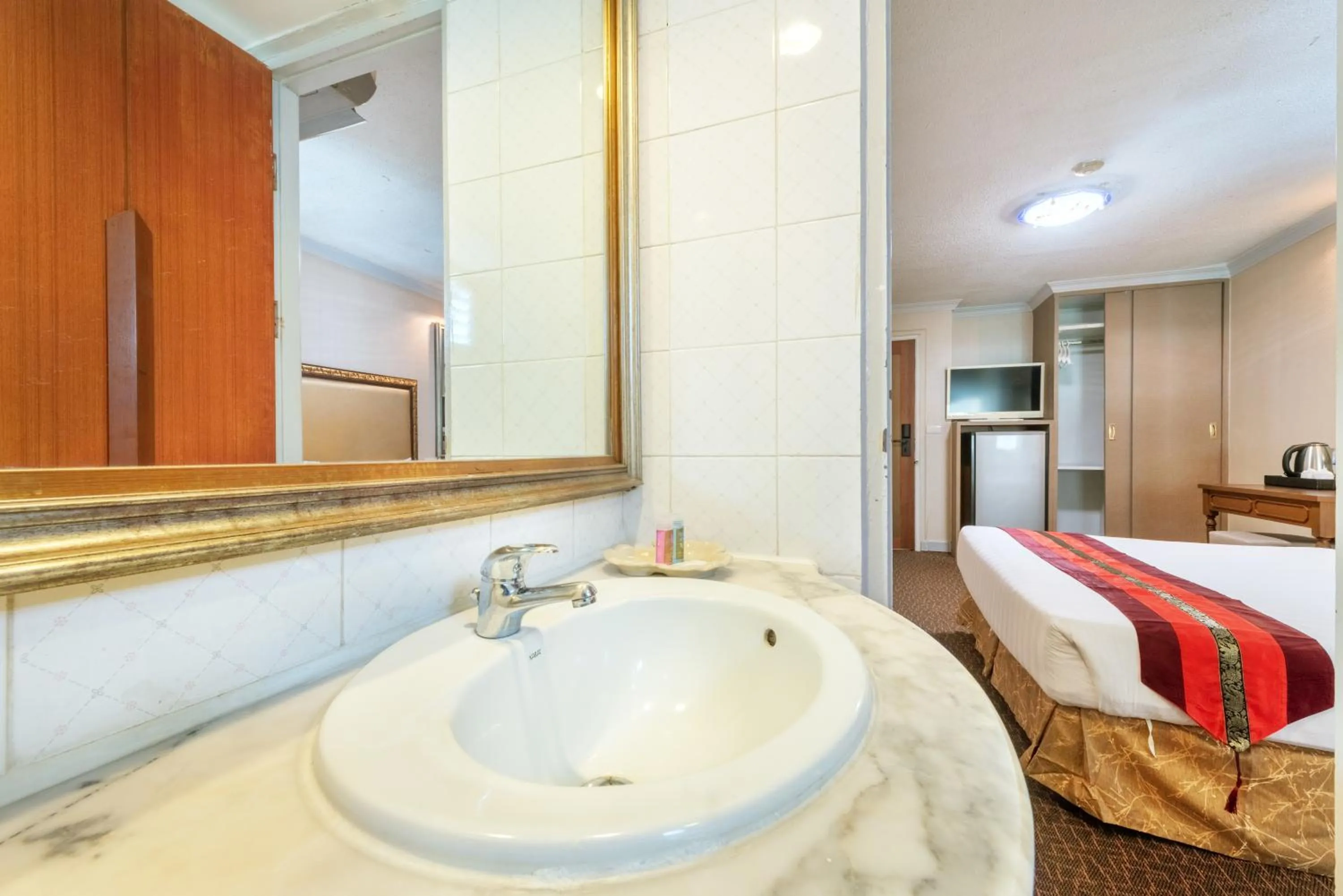 Bathroom, Bed in NASA BANGKOK - Airport Rail Link Ramkhamhang