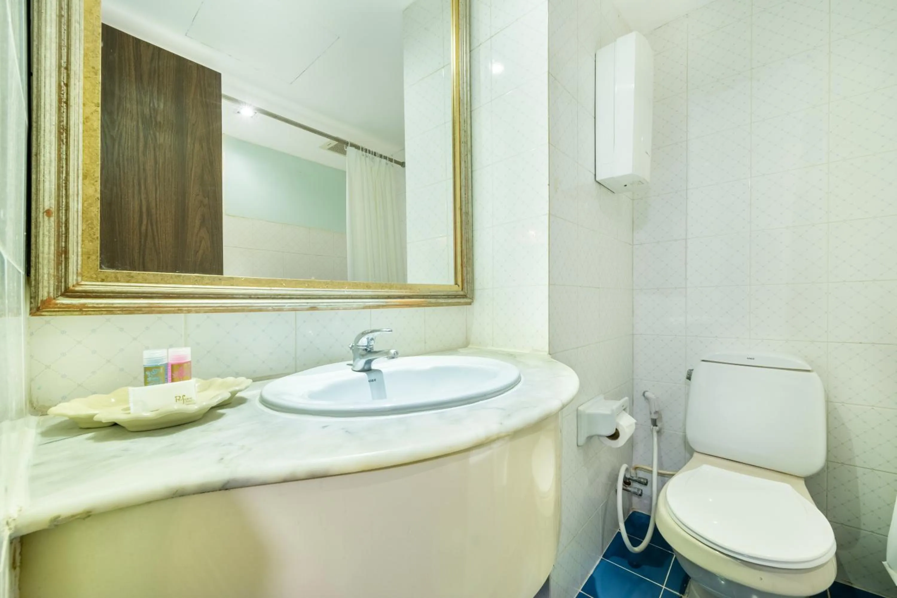 Toilet in NASA BANGKOK - Airport Rail Link Ramkhamhang