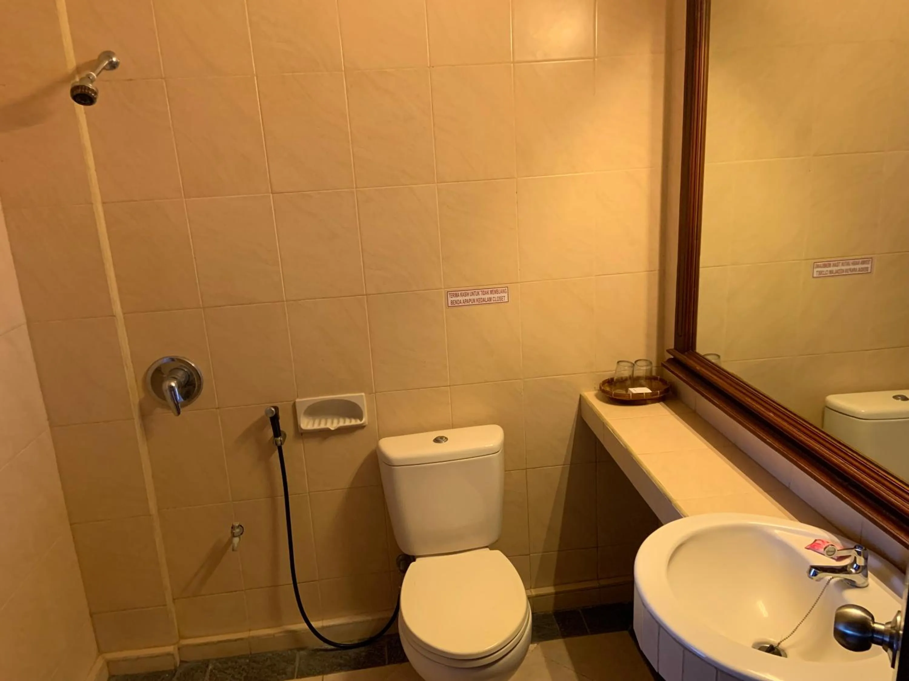 Bathroom in Nirwana Suites