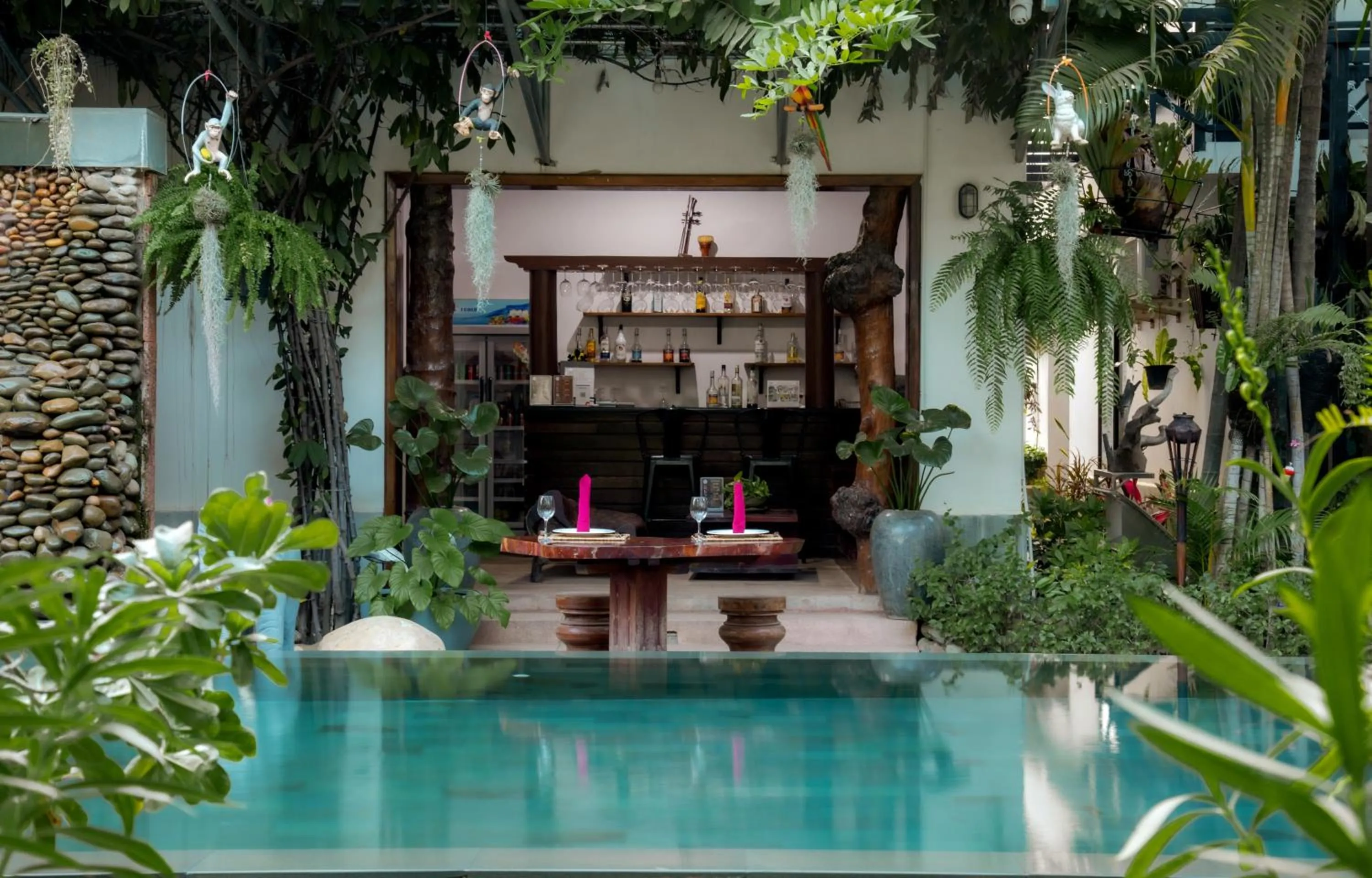 Swimming pool in Bunwin Siem Reap