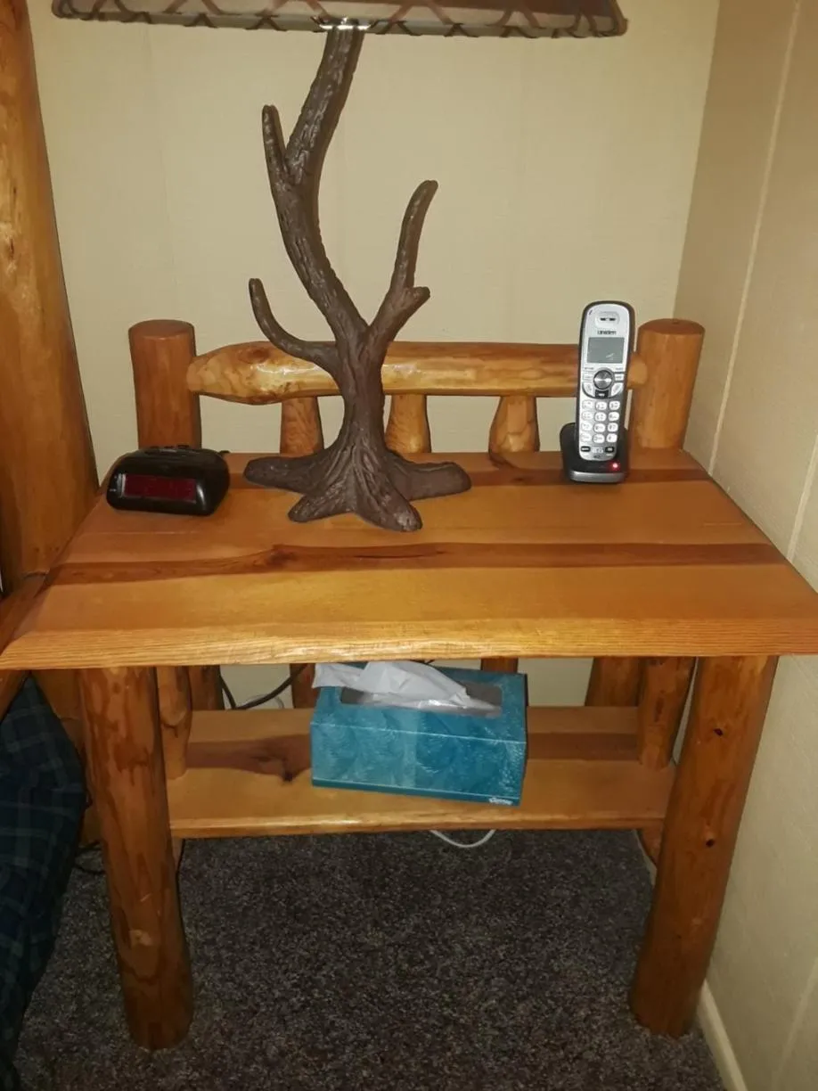 Bedroom in Adair Springs Cabin