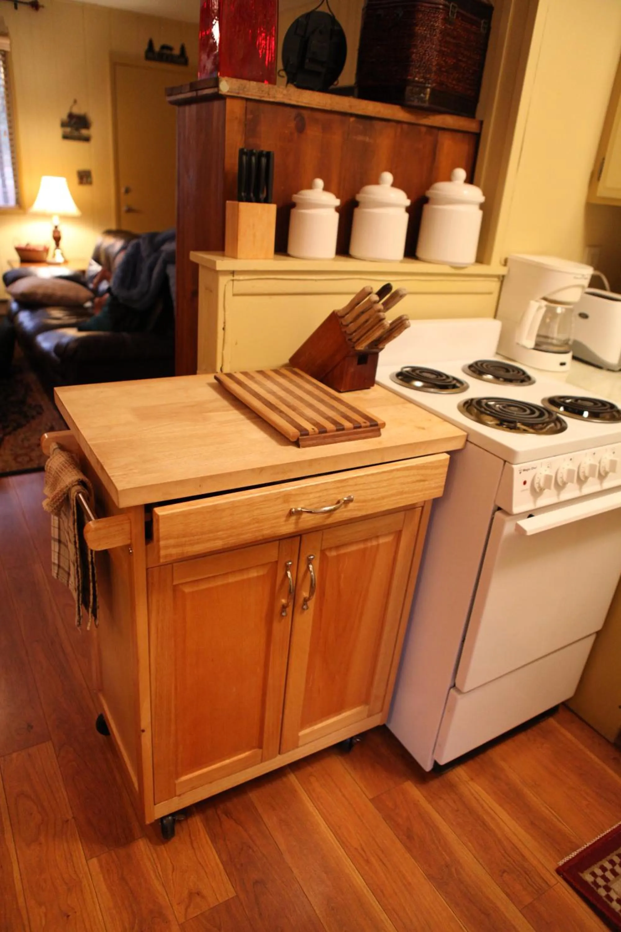 Dining area in Adair Springs Cabin