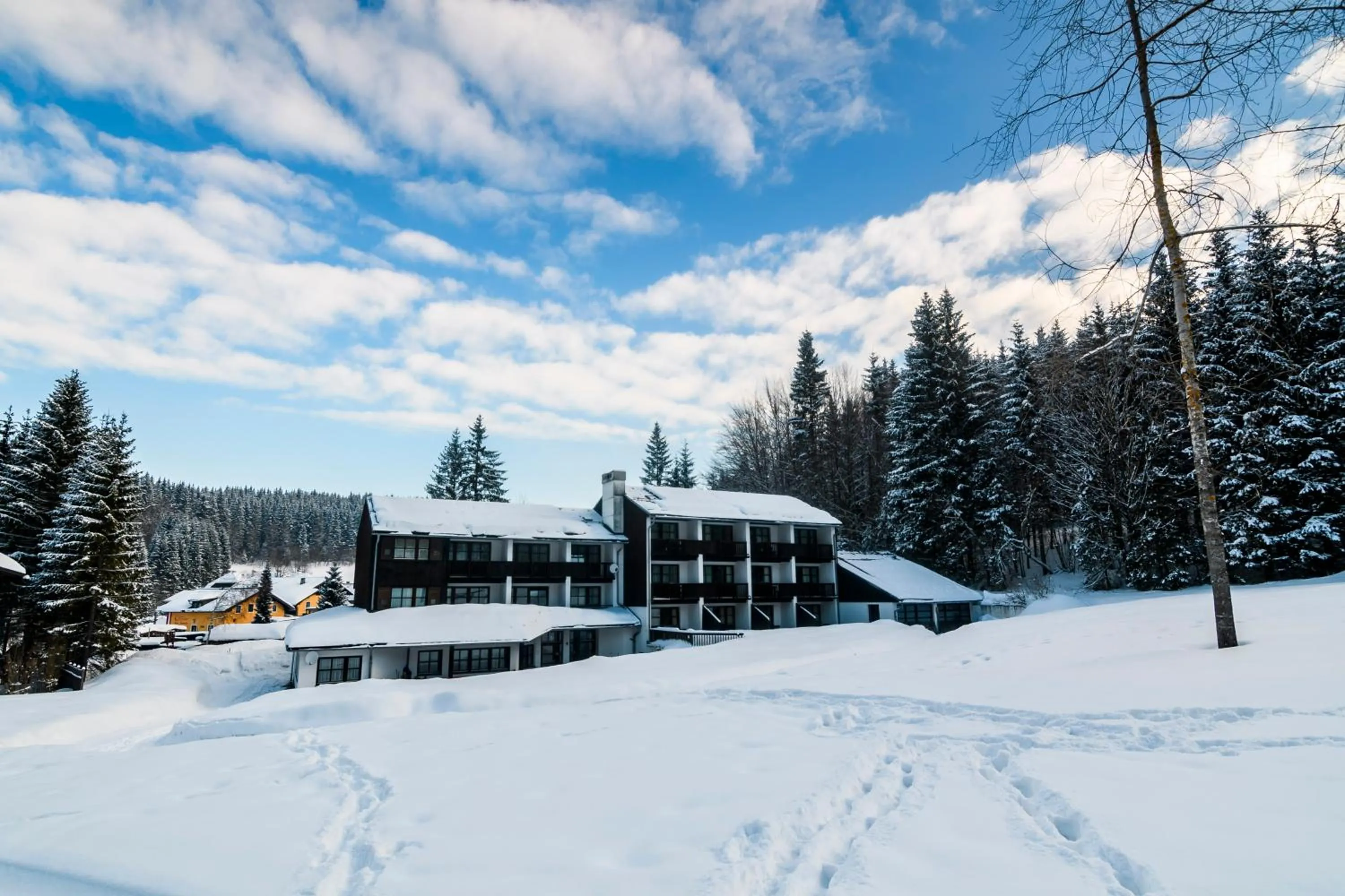 Property building in BS-Ötscher Hotel