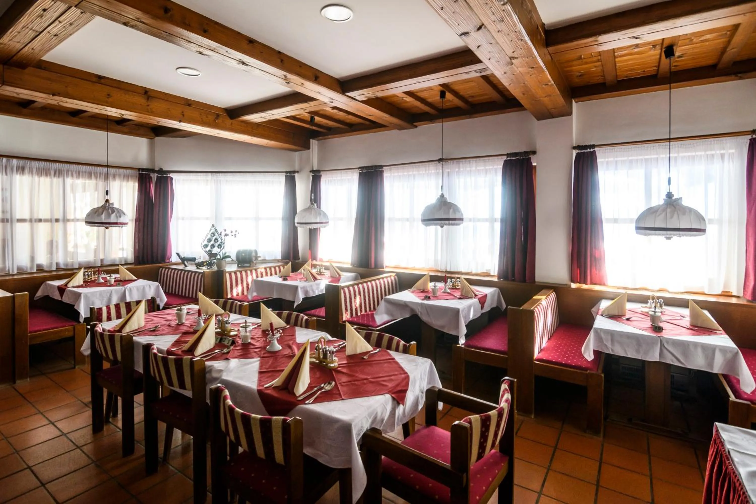 Restaurant/places to eat in BS-Ötscher Hotel