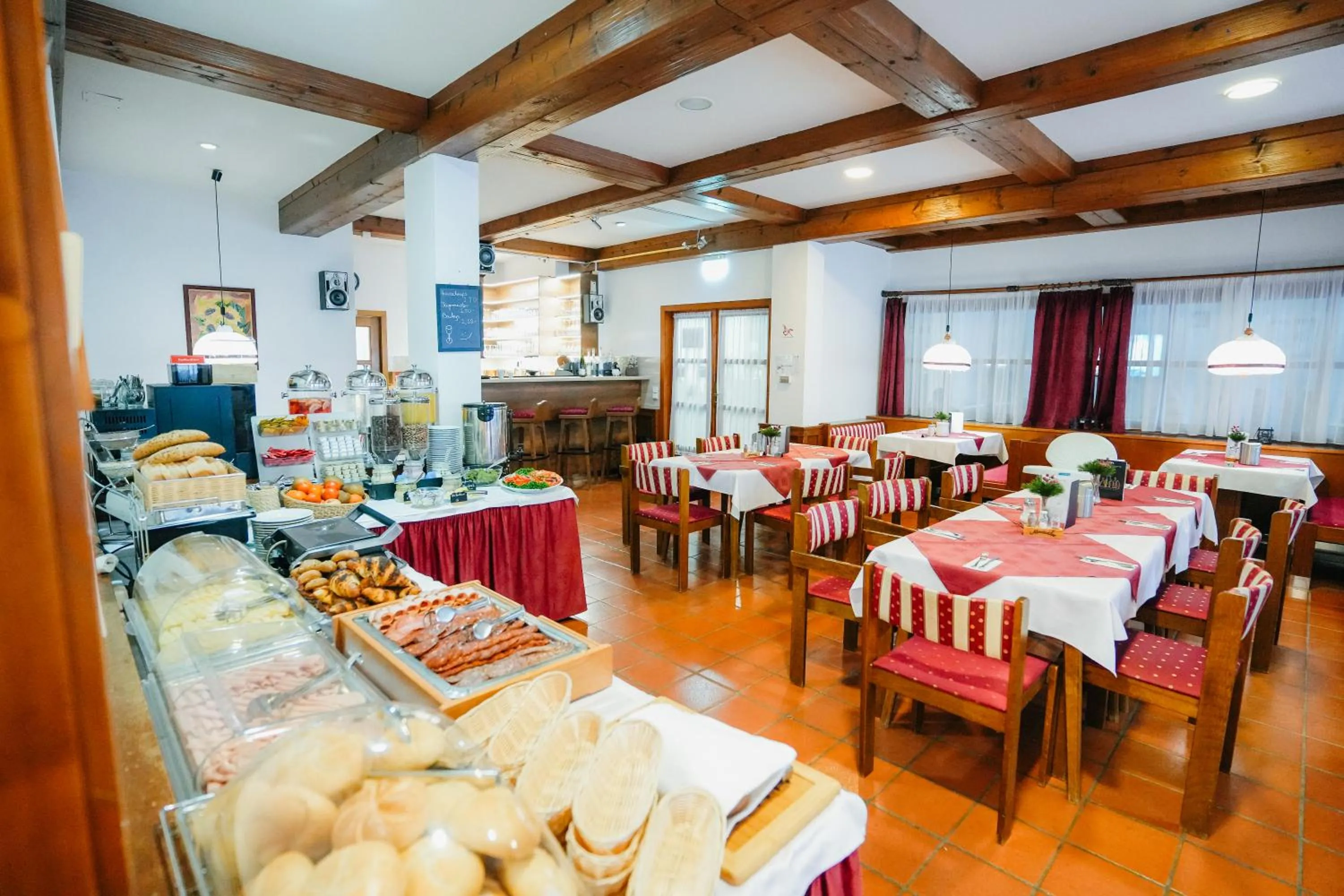 Restaurant/places to eat in BS-Ötscher Hotel