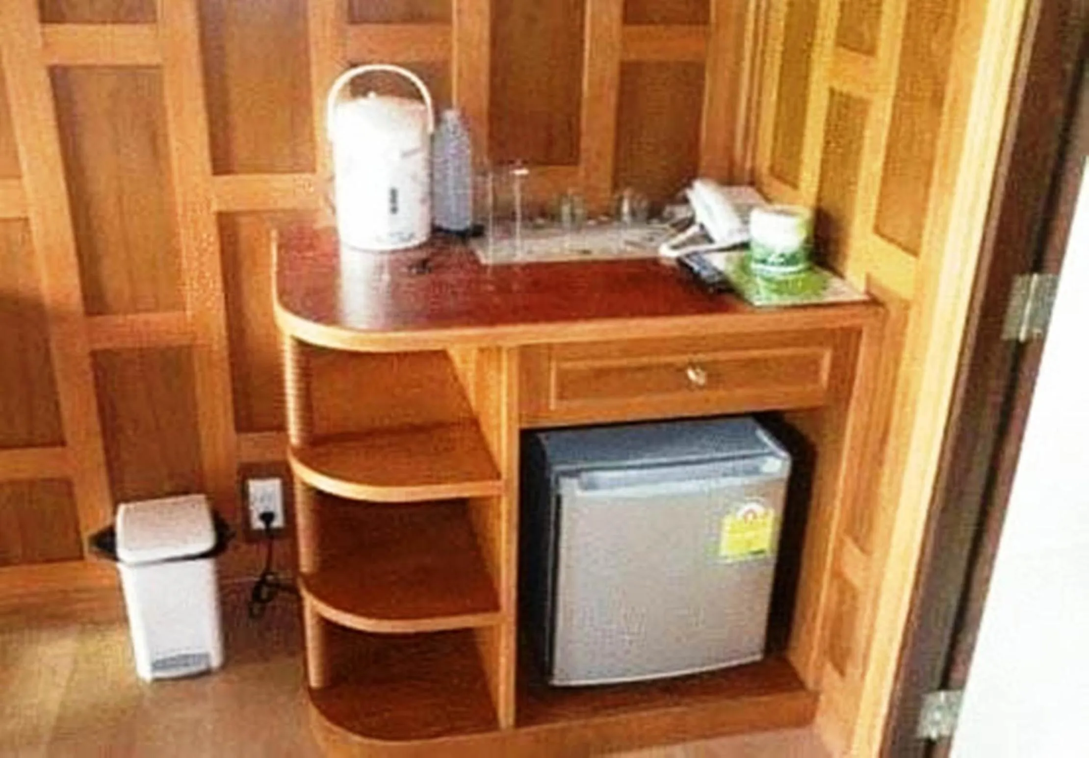 Coffee/tea facilities in JJ Bungalow