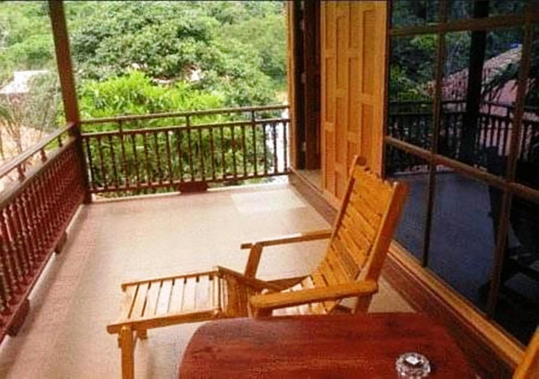 Balcony/Terrace in JJ Bungalow