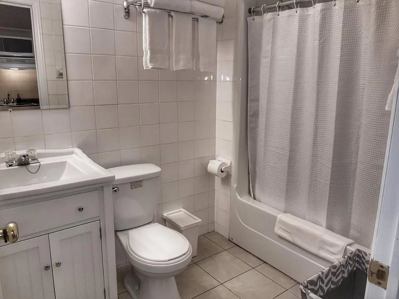 Cozy Studio #15 by Amazing Property Rentals