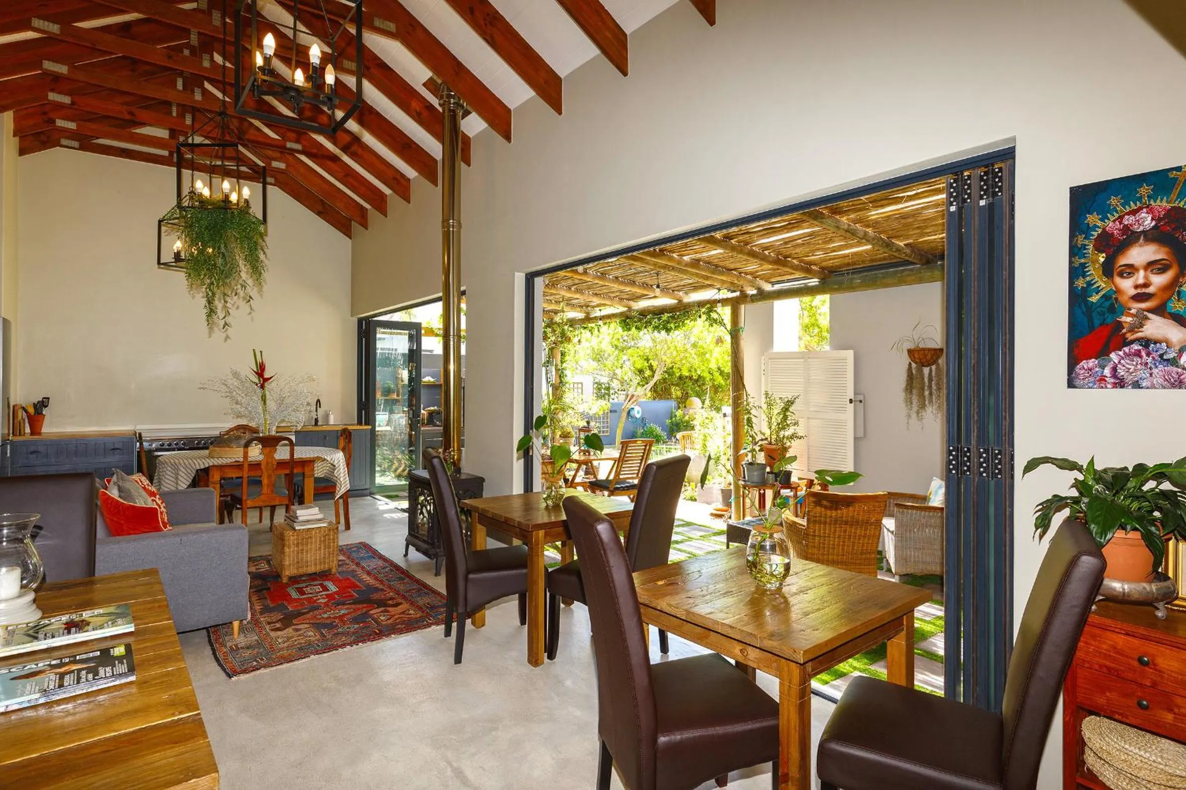 Breakfast in Le Mahi Guest House