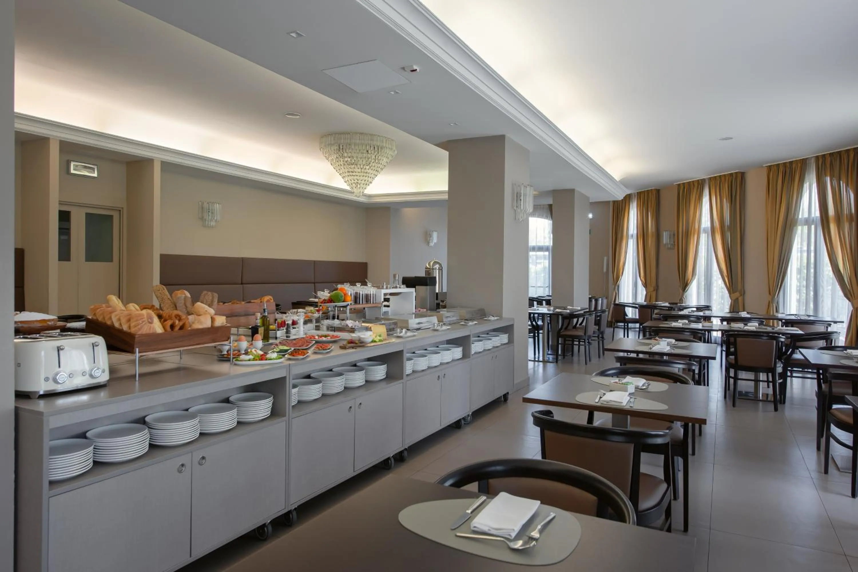 Breakfast in Maranello Palace