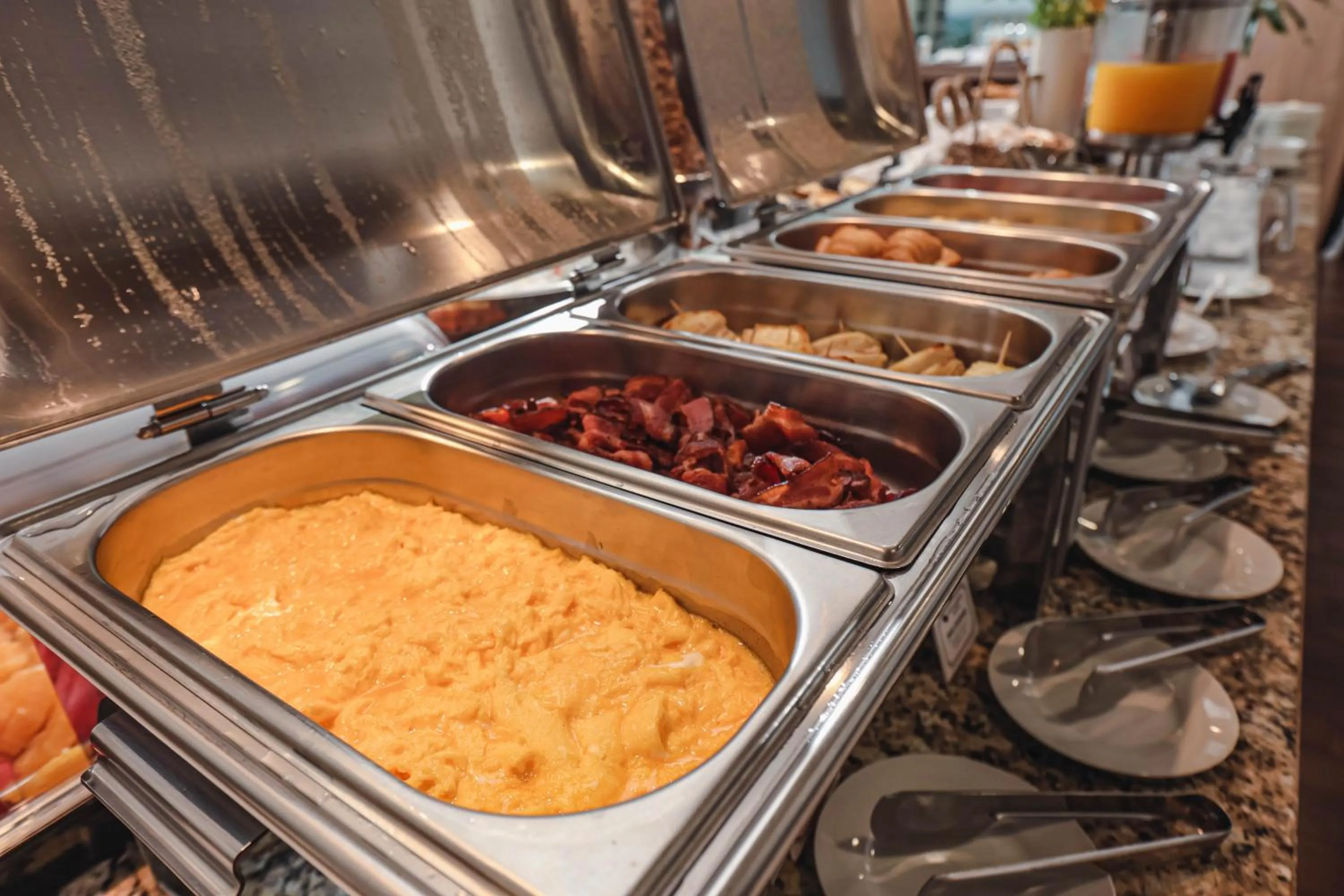 Breakfast in Paseo La Galería Hotel & Suites