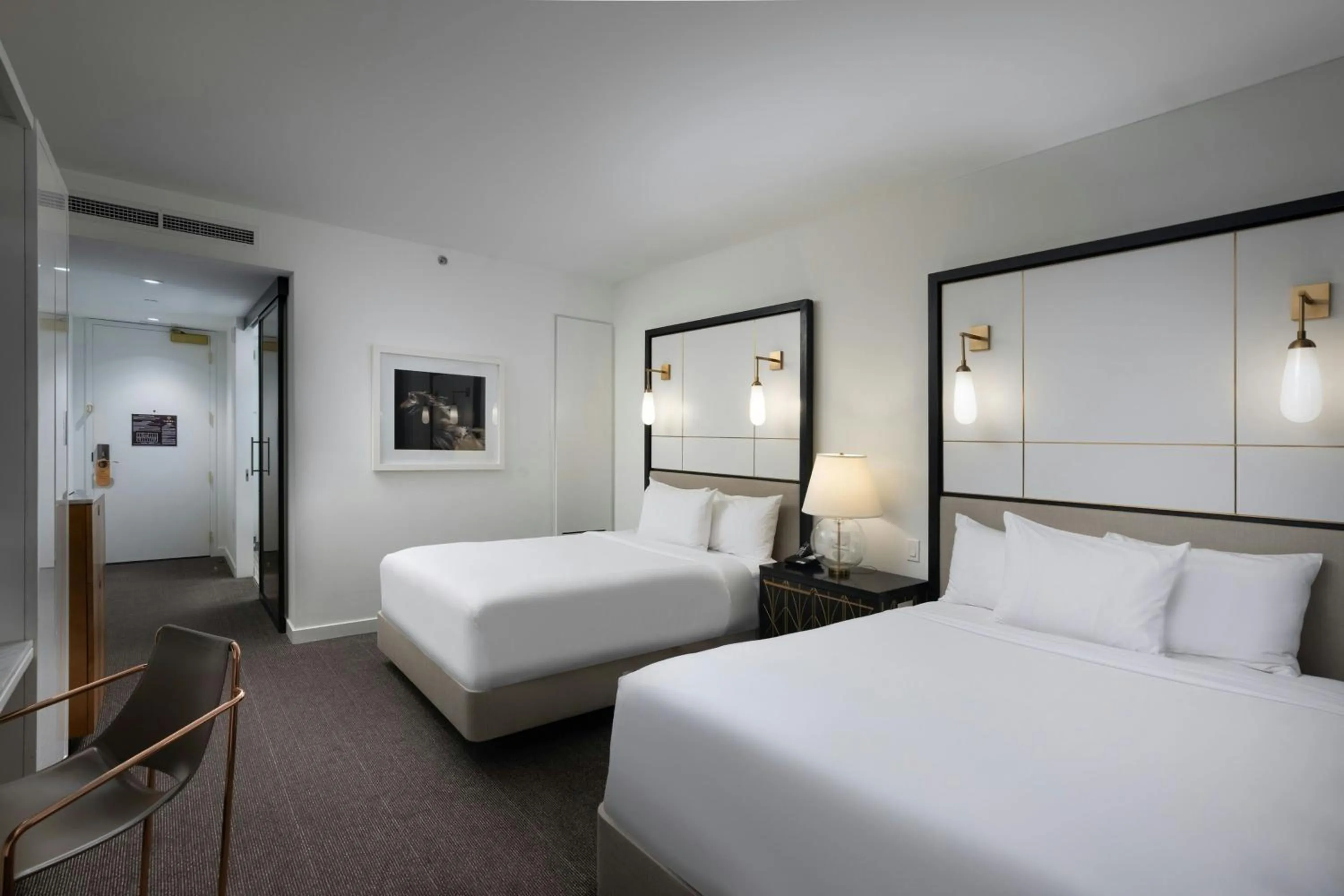 Photo of the whole room, Bed in The Laura Hotel, Houston Downtown, Autograph Collection