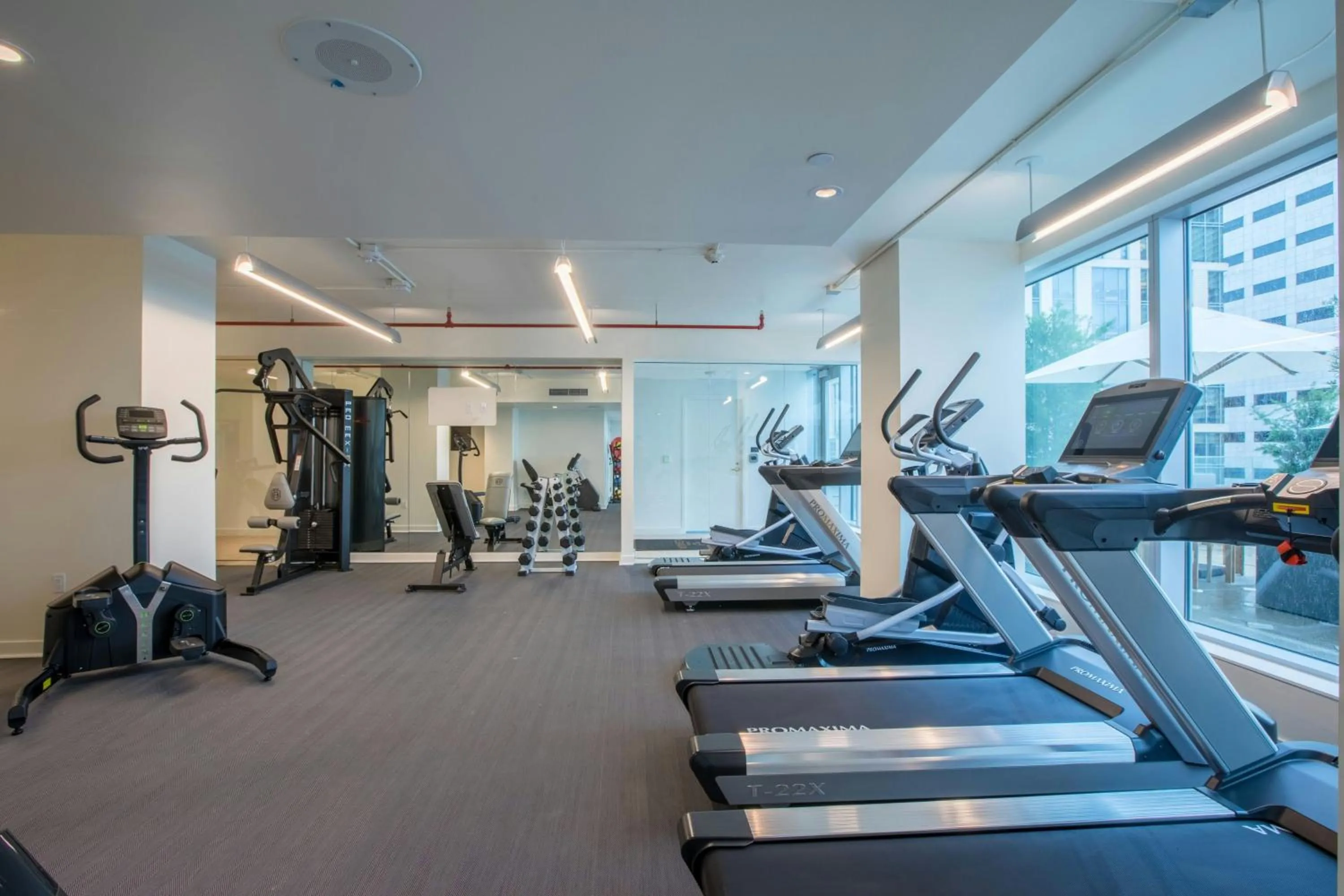Fitness centre/facilities in The Laura Hotel, Houston Downtown, Autograph Collection