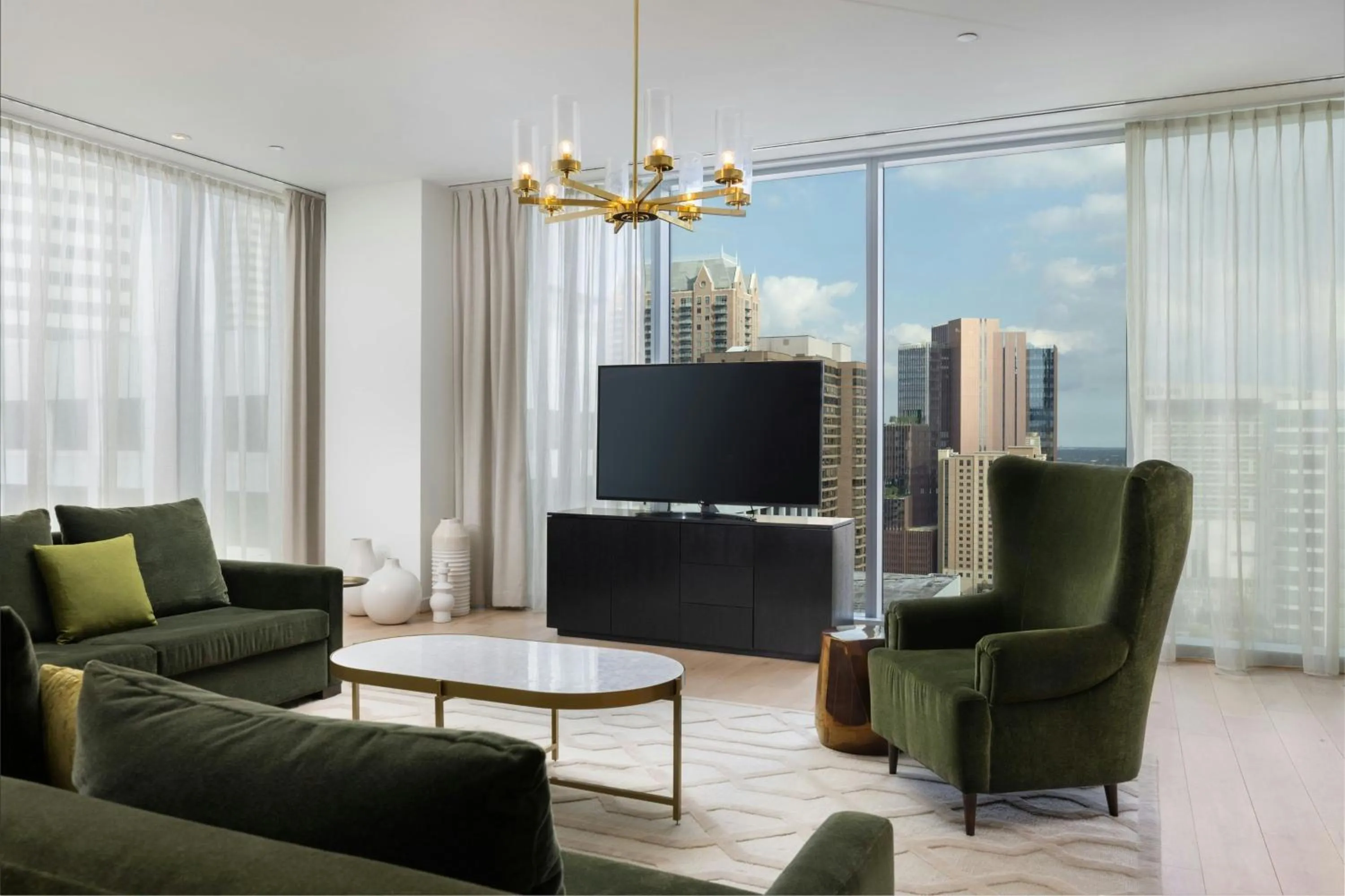 Living room in The Laura Hotel, Houston Downtown, Autograph Collection