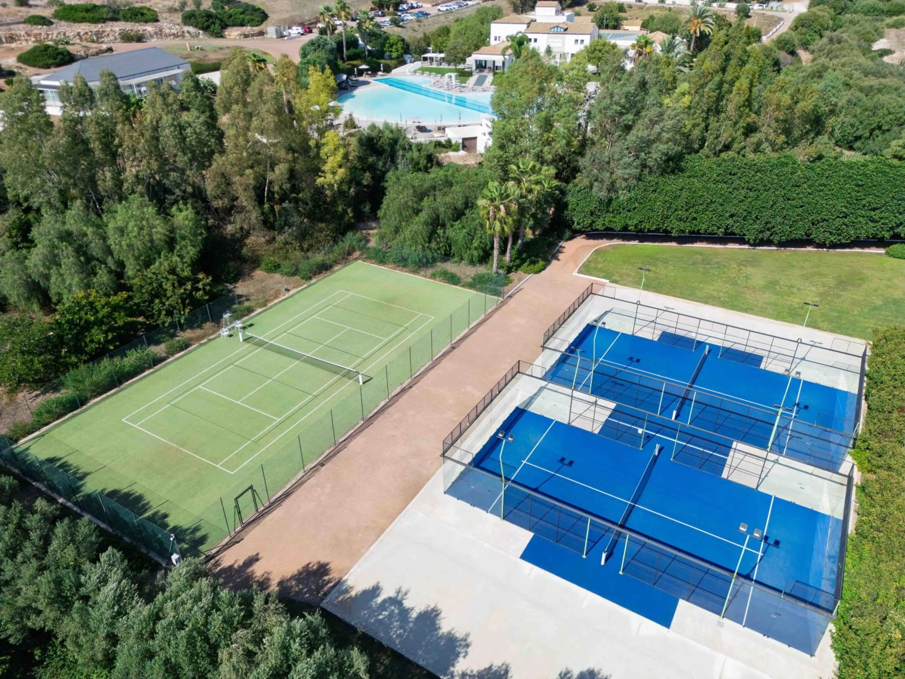 Tennis court in VOI Marsa Siclà Essentia