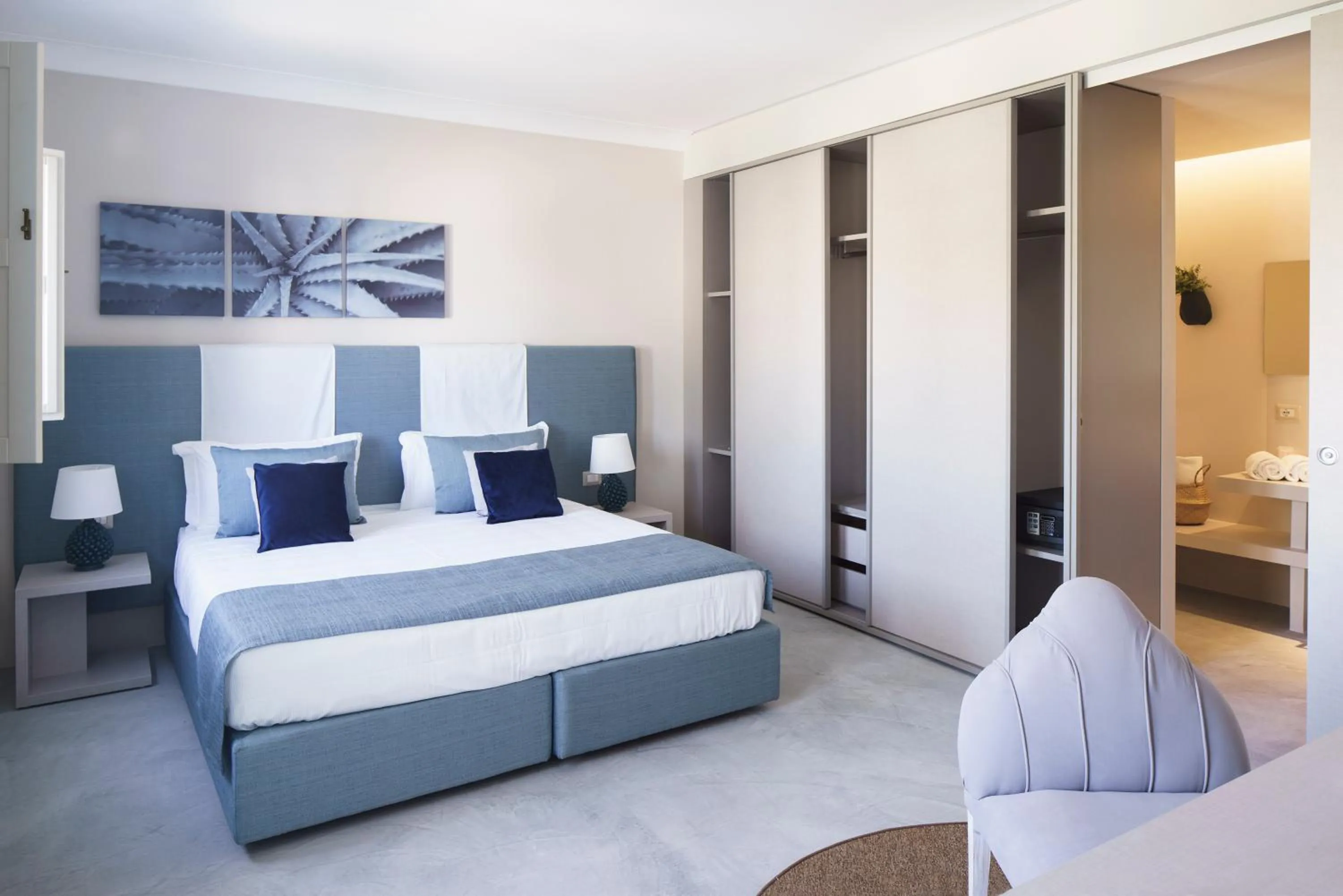 Photo of the whole room, Bed in VOI Marsa Siclà Essentia