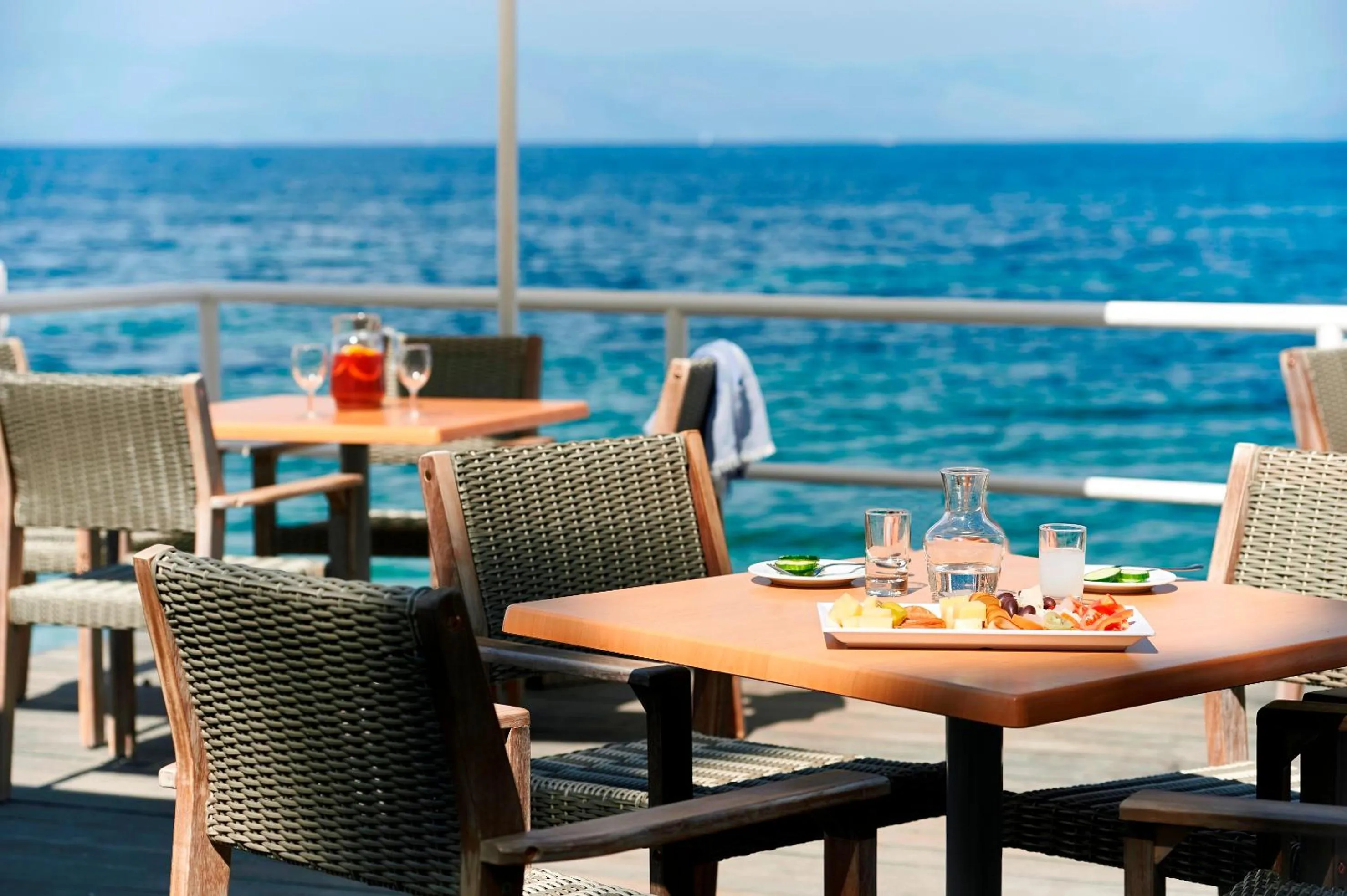 Restaurant/places to eat in Louis Ionian Sun