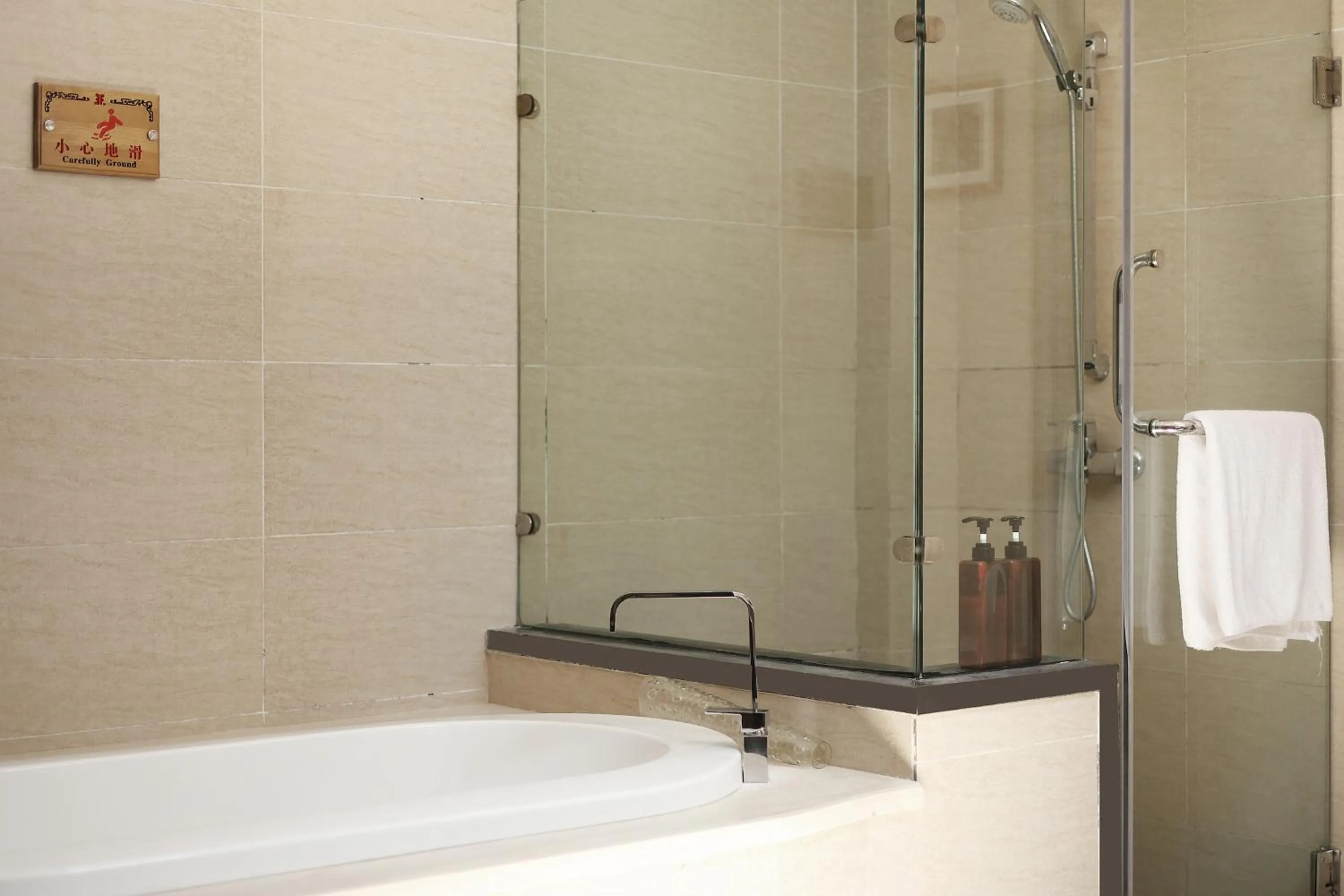 Lijiang Wangfu Hotel