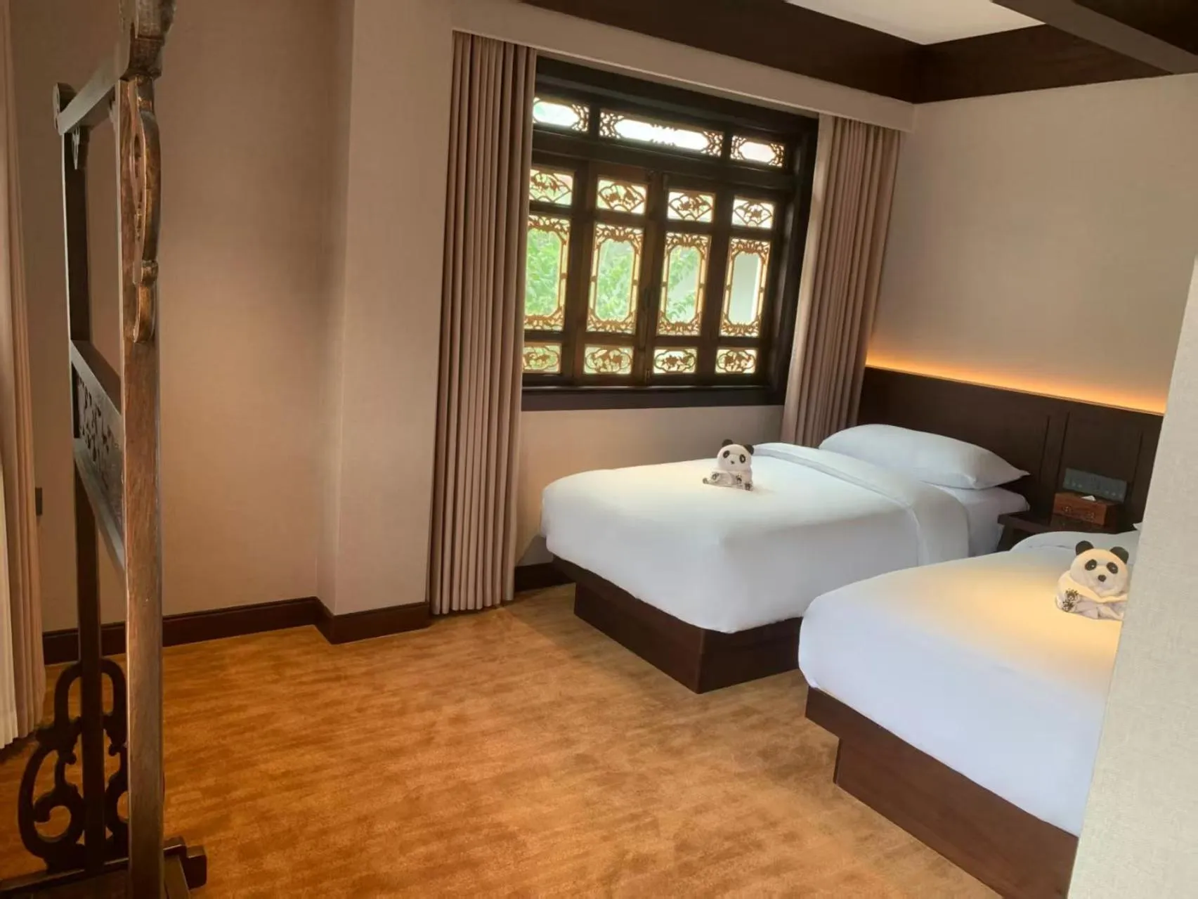 Bed in Lijiang Wangfu Hotel